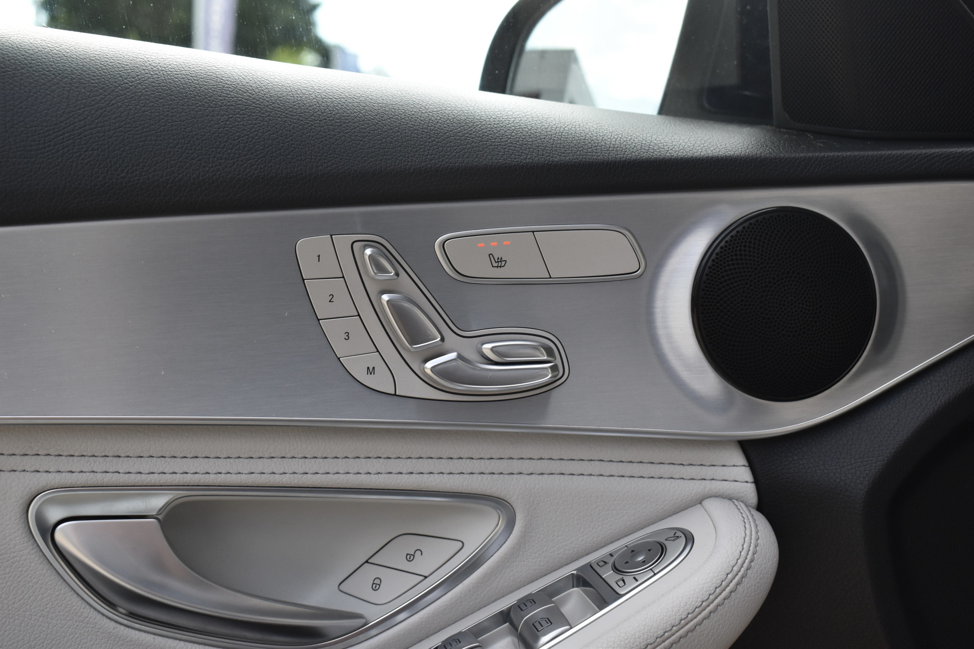 Foto van Mercedes-Benz C 350 E