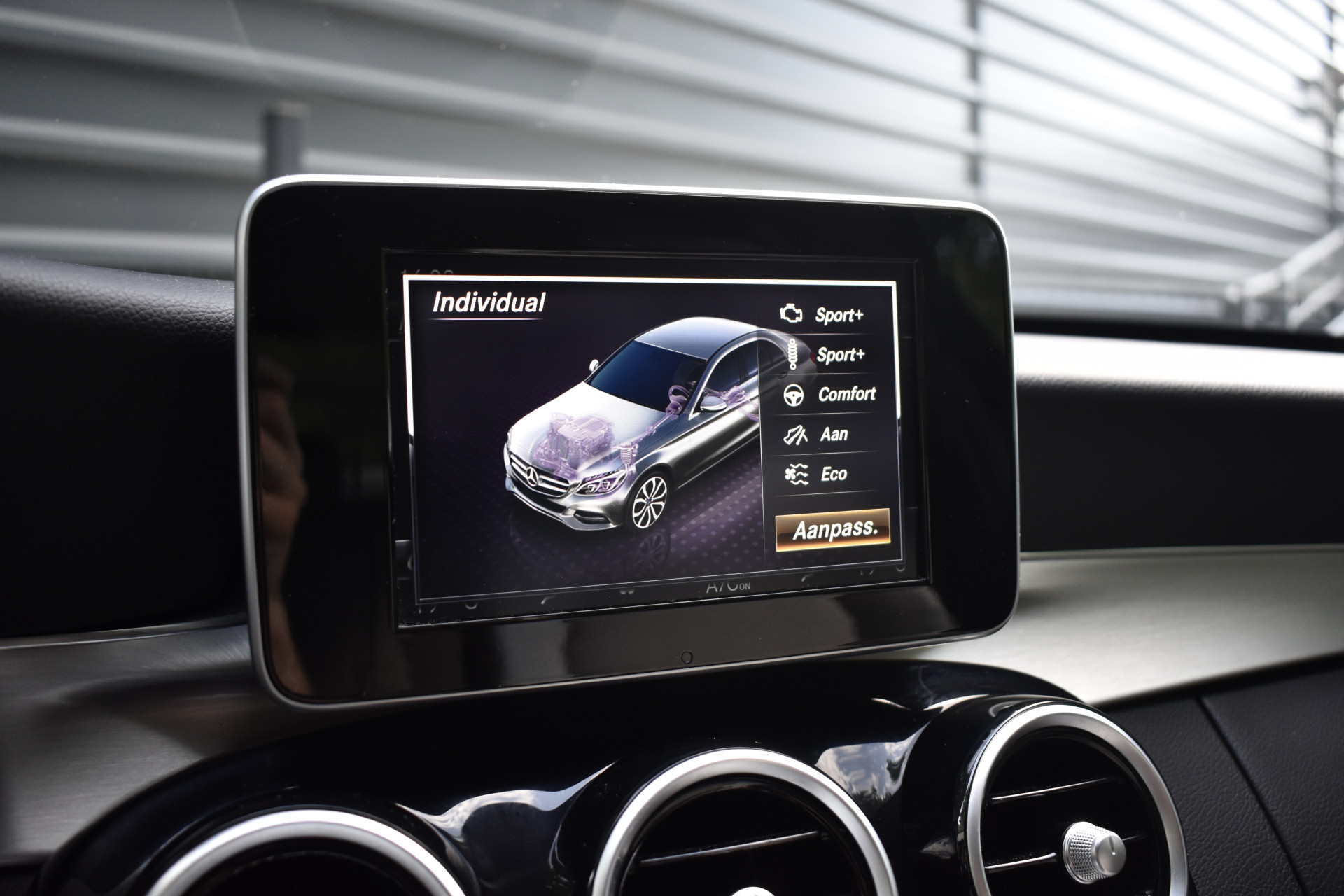 Foto van Mercedes-Benz C 350 E