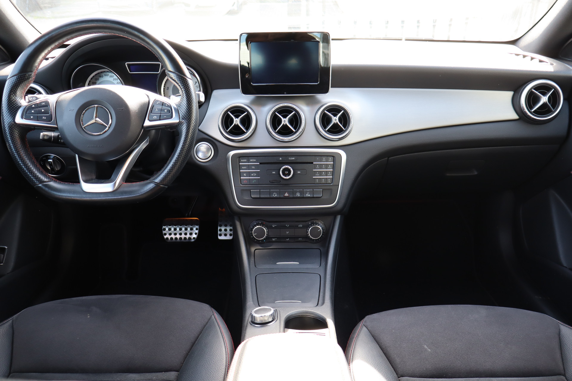Foto van Mercedes-Benz Cla 180