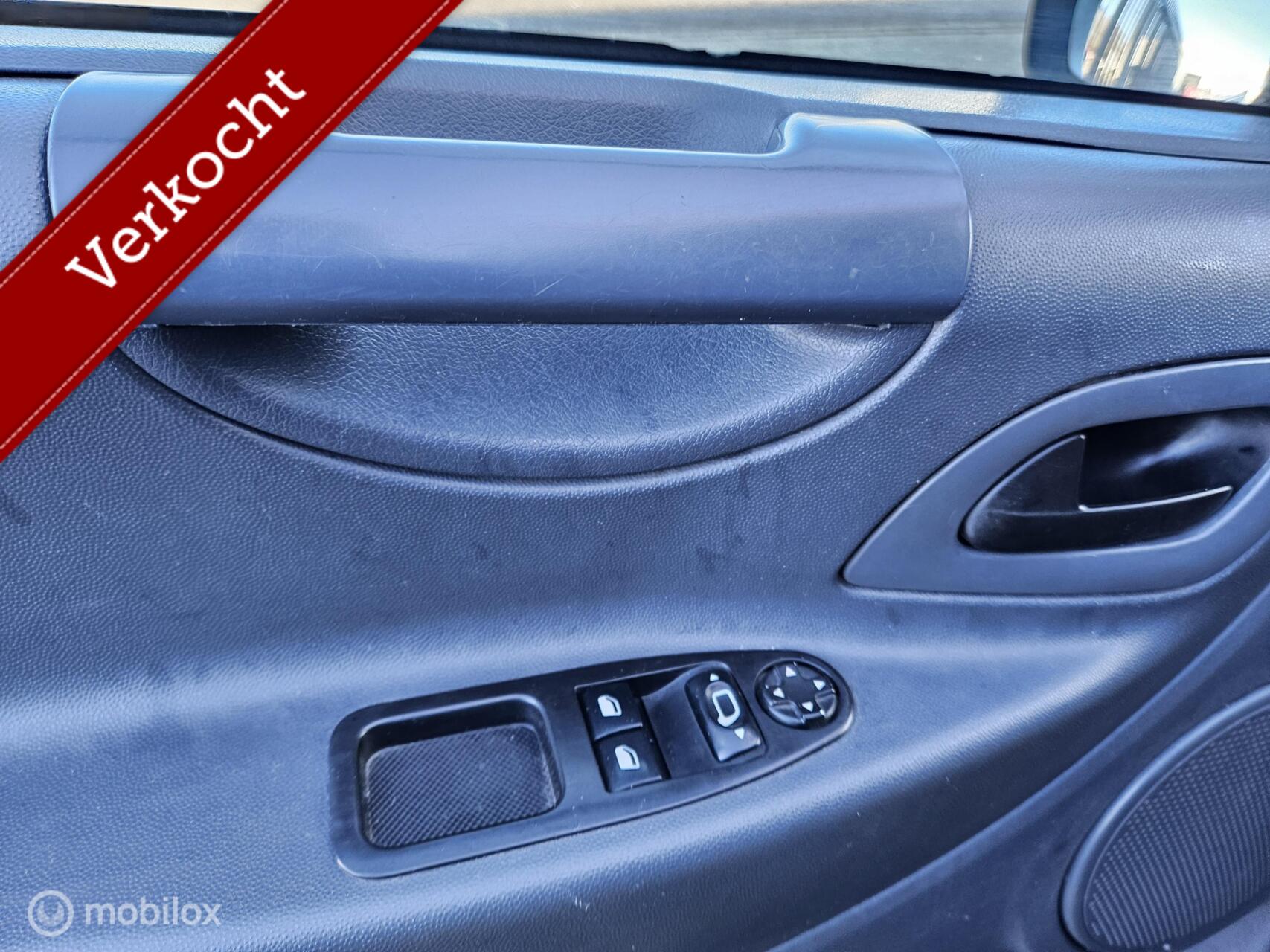 Foto van Peugeot Expert