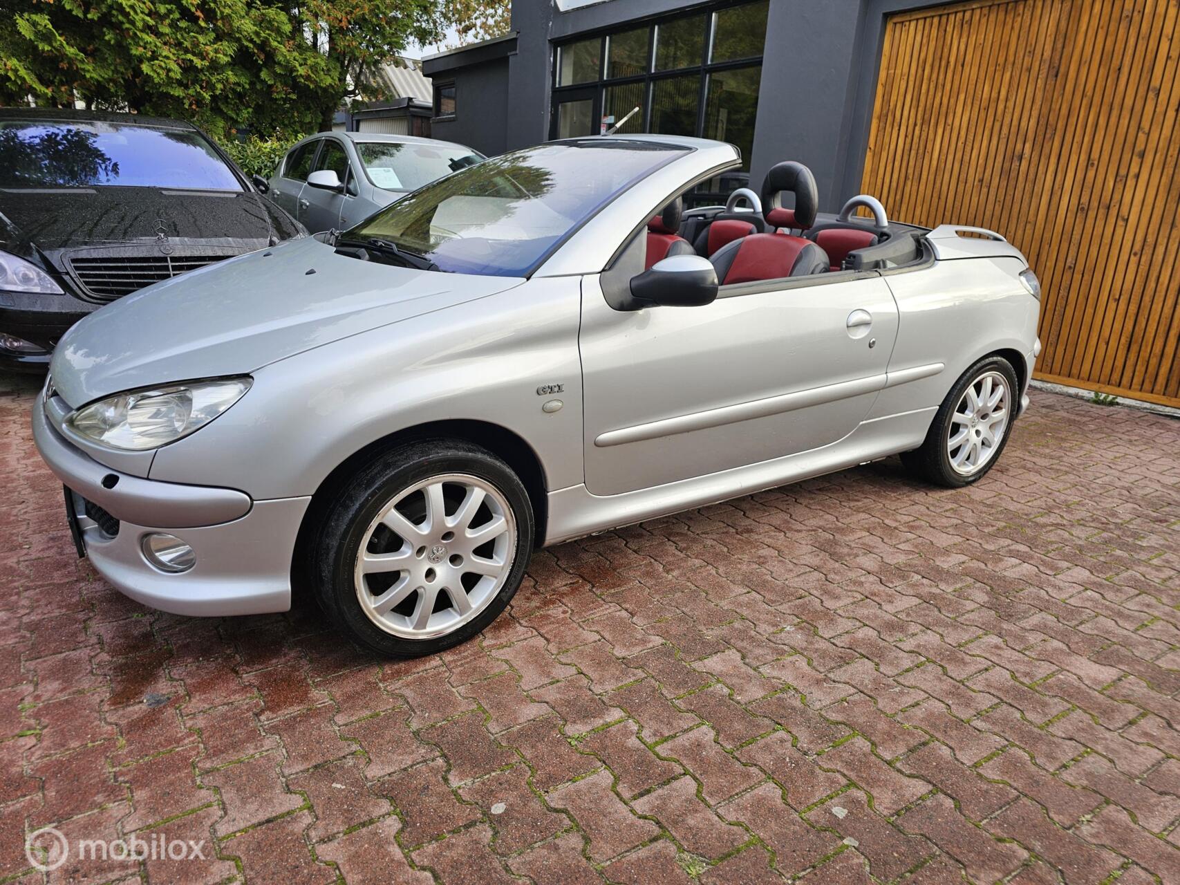 Foto van Peugeot 206 CC