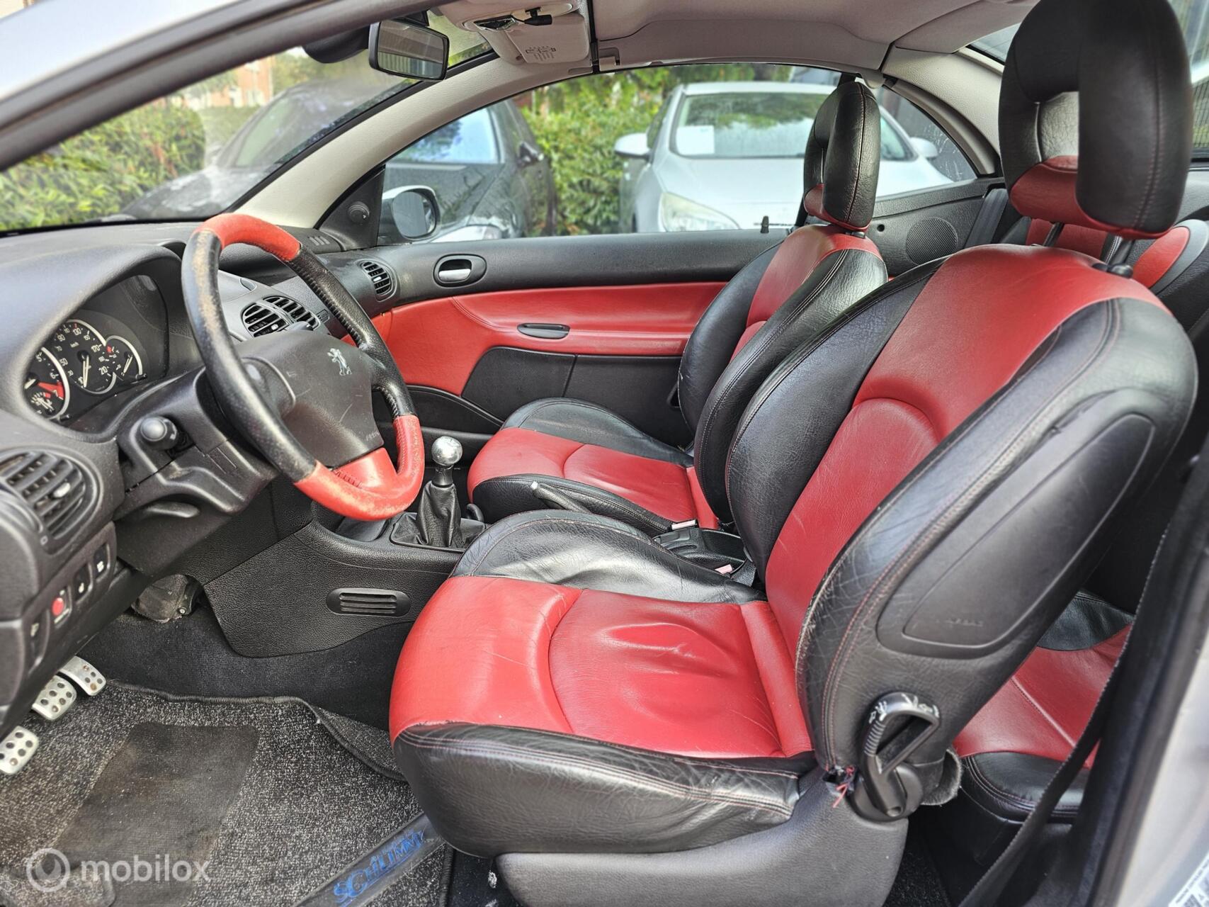 Foto van Peugeot 206 CC