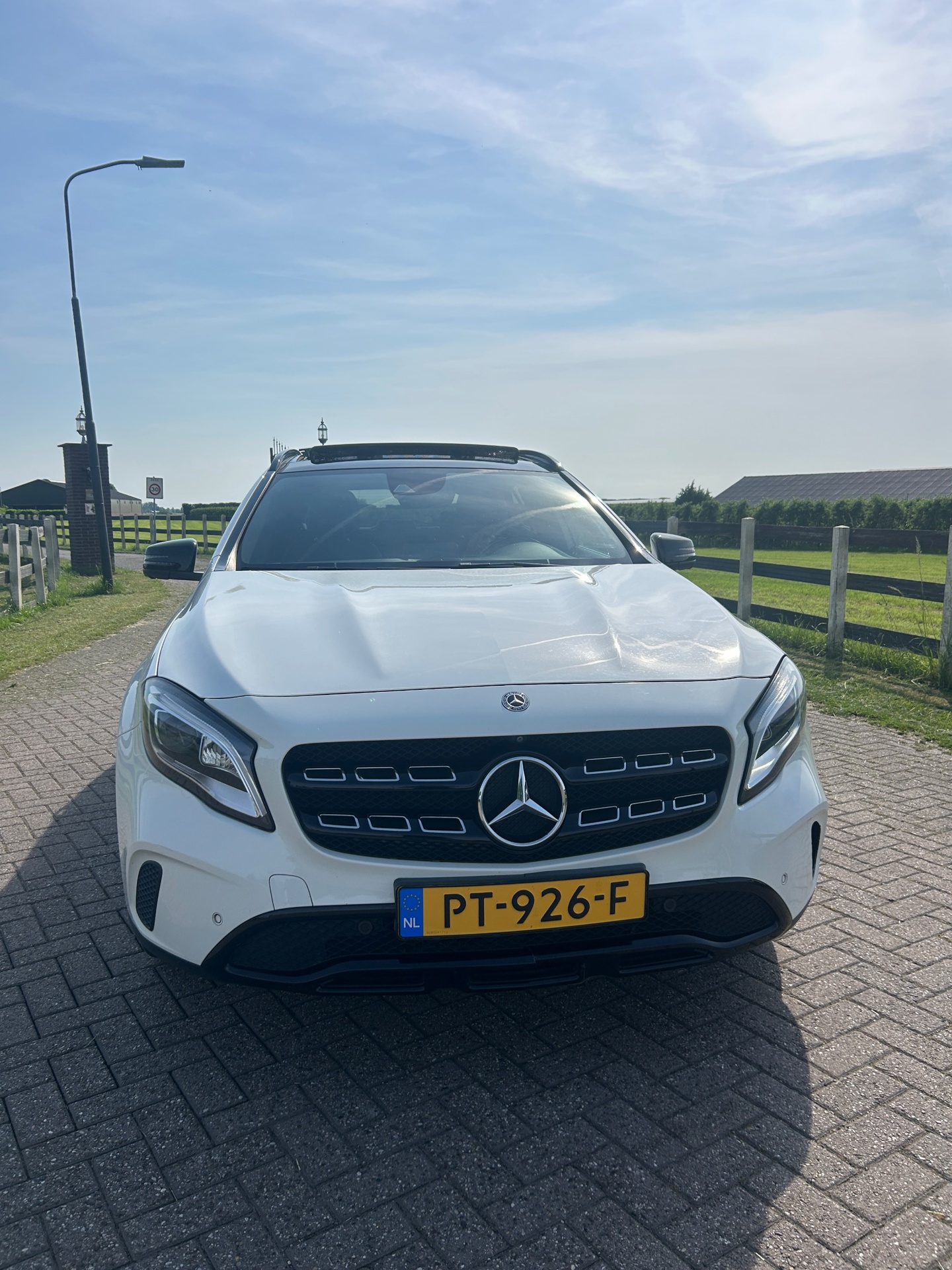 Foto van Mercedes-Benz Gla 200 D