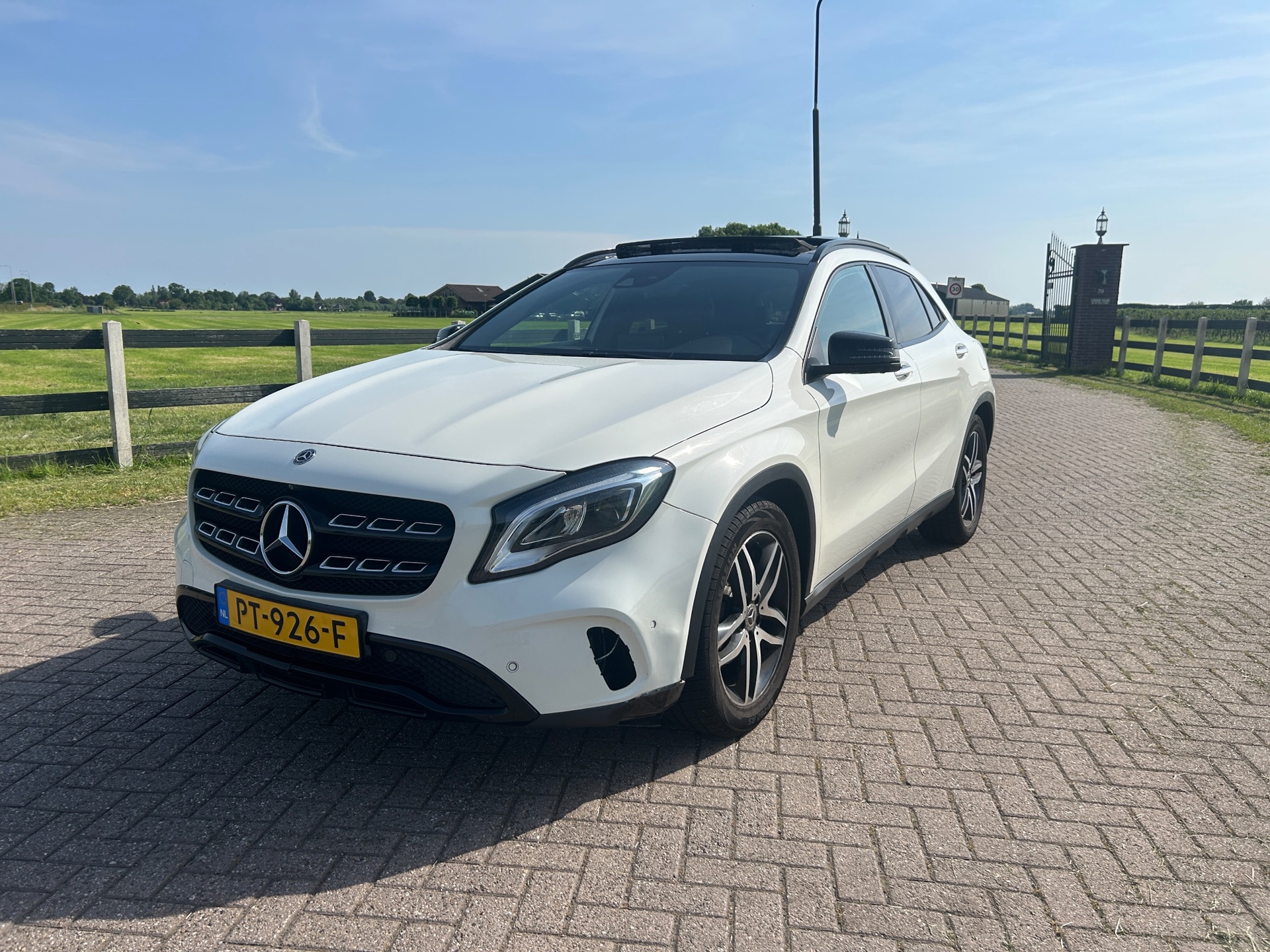 Foto van Mercedes-Benz Gla 200 D