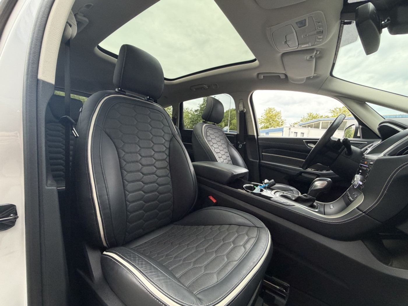 Foto van Ford S-max