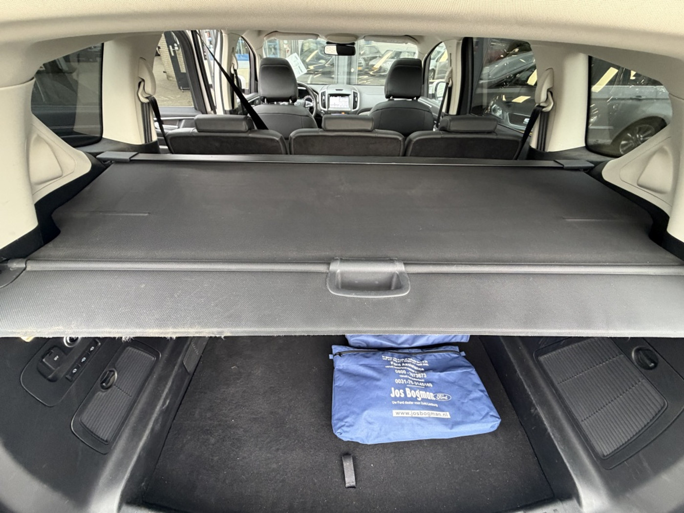Foto van Ford S-max