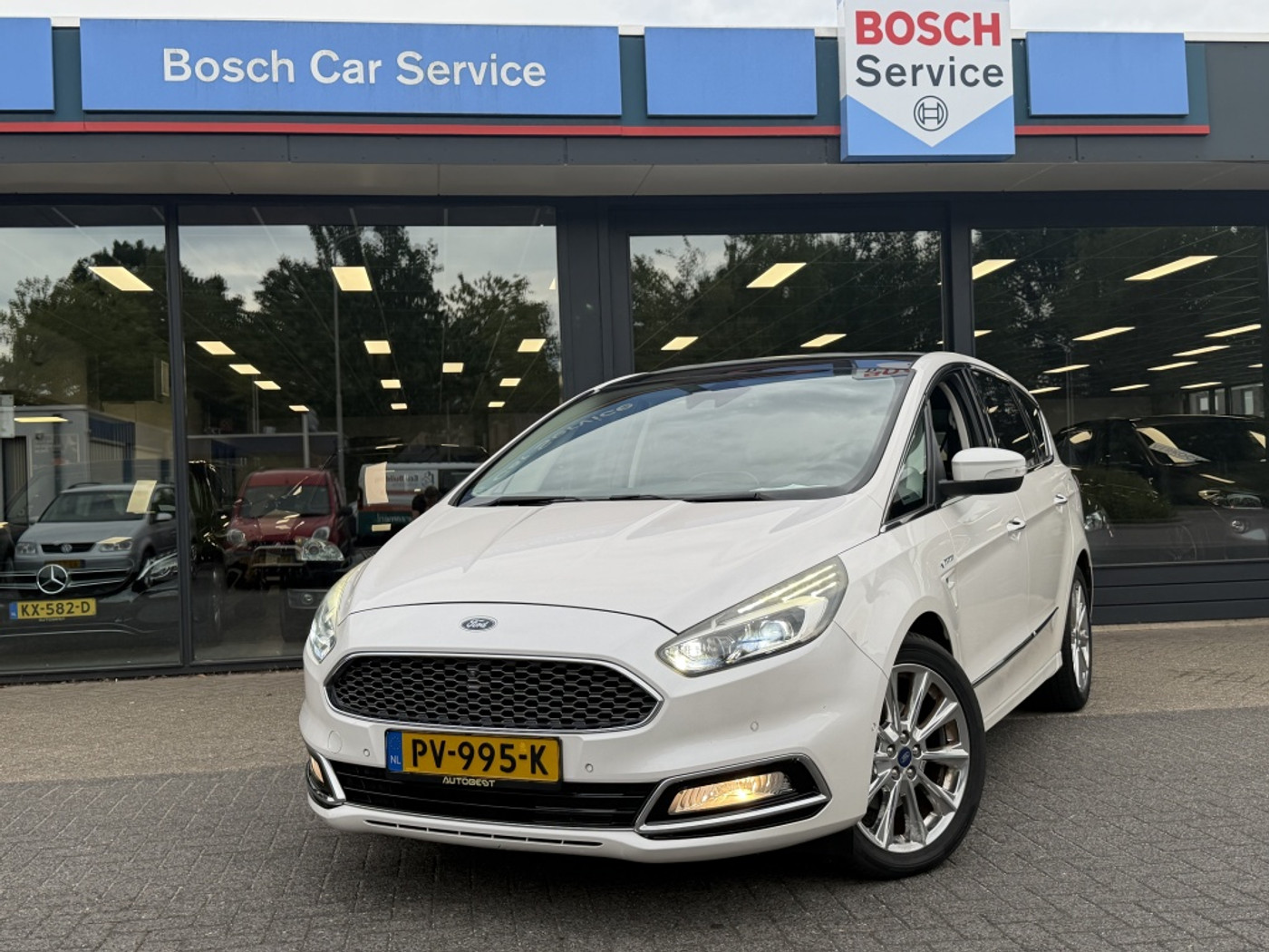 Foto van Ford S-max
