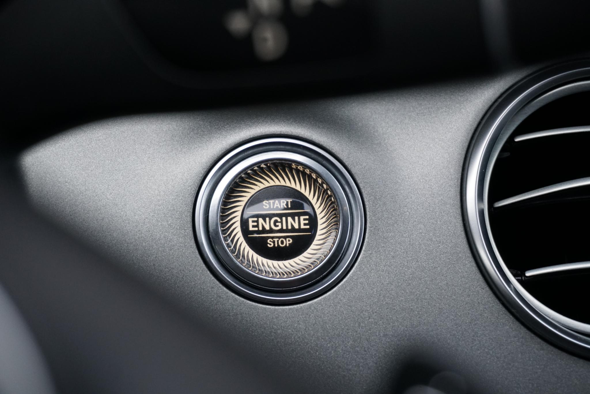 Foto van Mercedes-Benz E 200