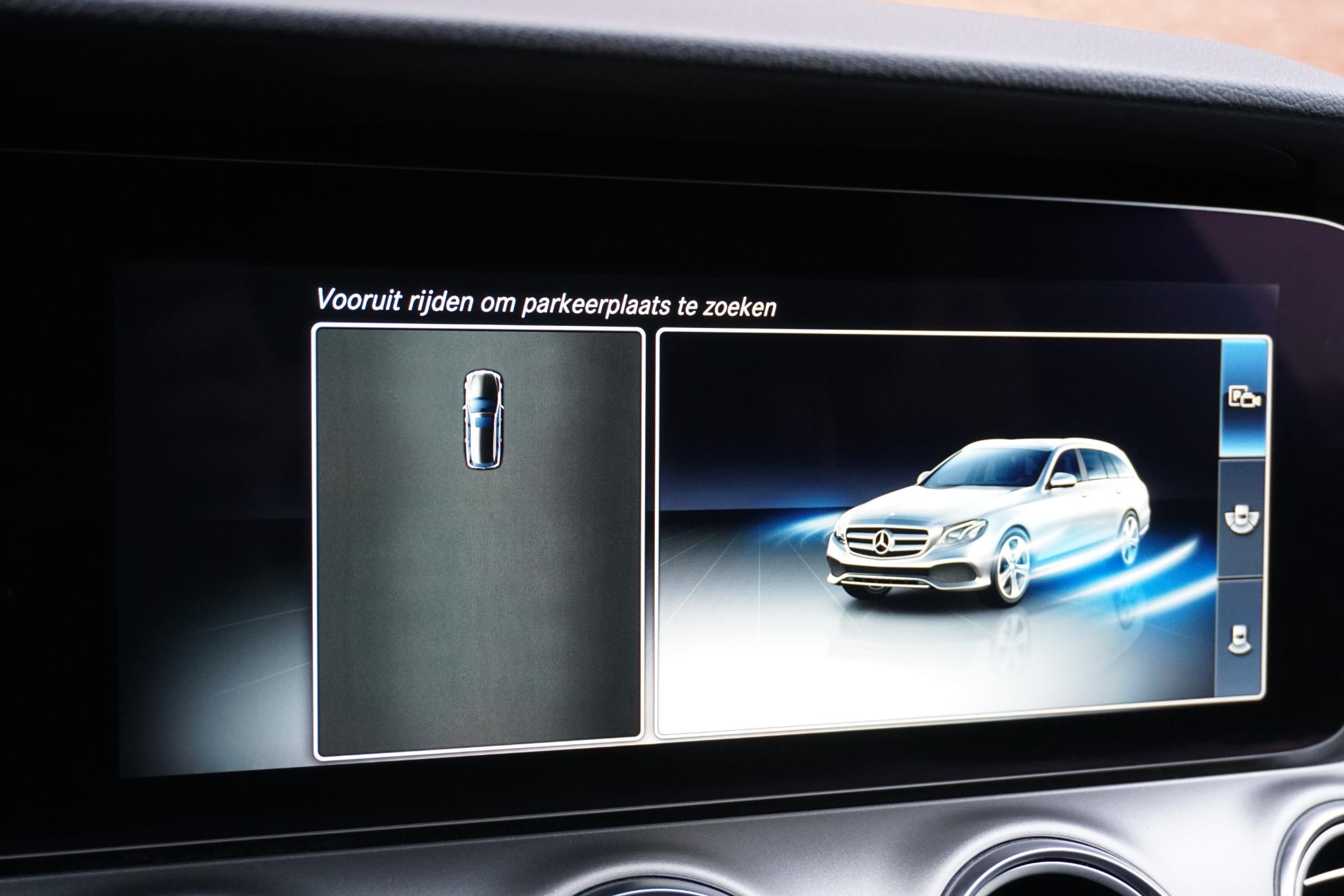 Foto van Mercedes-Benz E 200