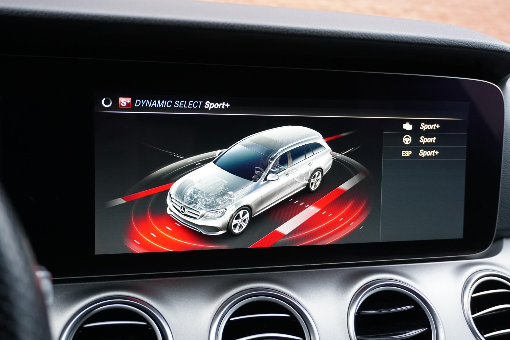 Foto van Mercedes-Benz E 200