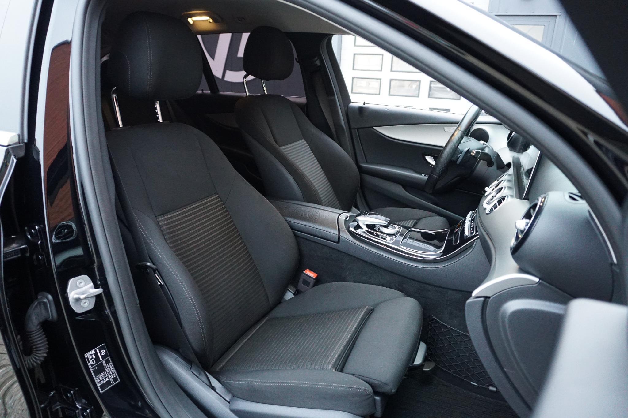 Foto van Mercedes-Benz E 200