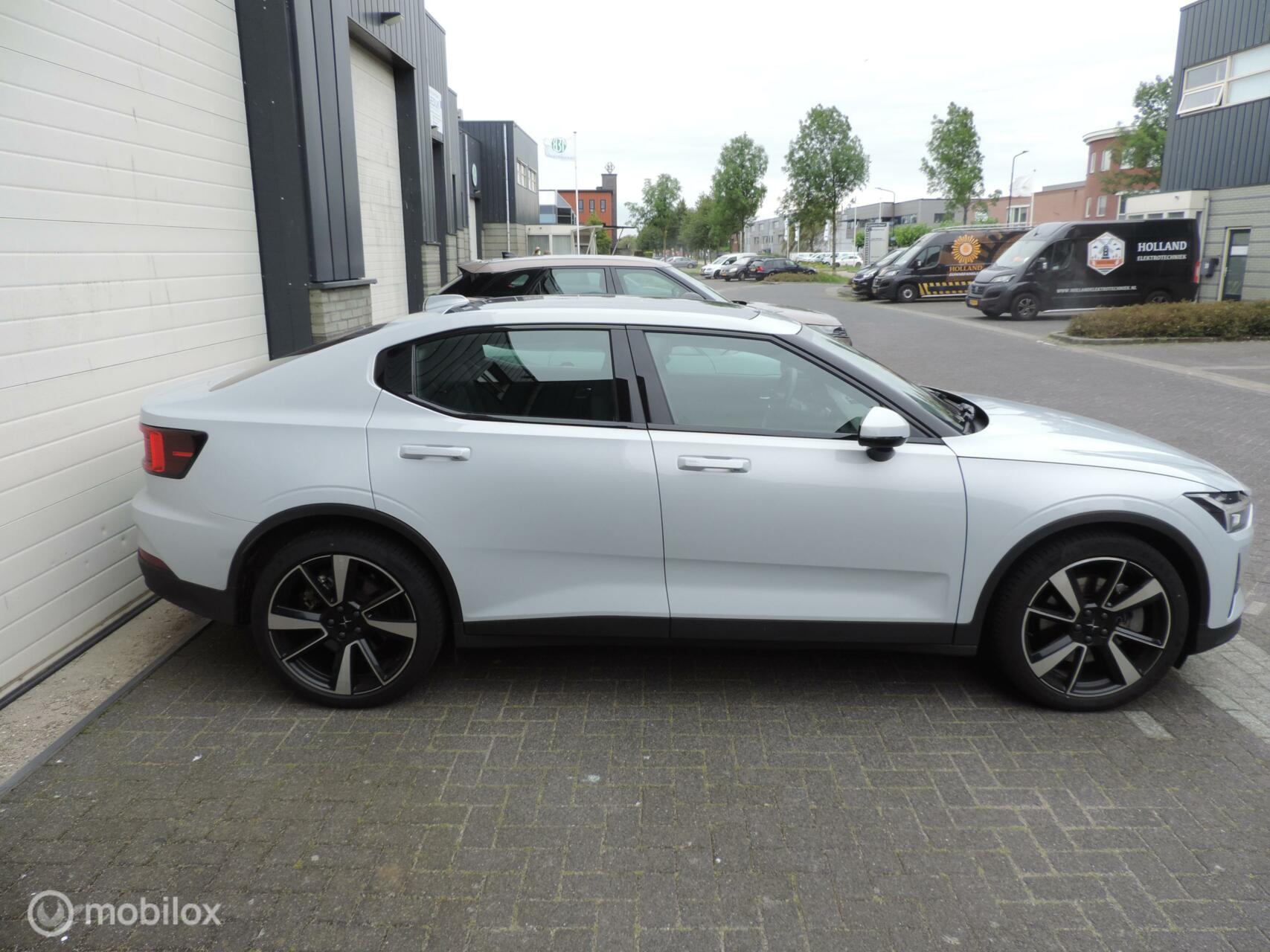 Foto van Polestar 2