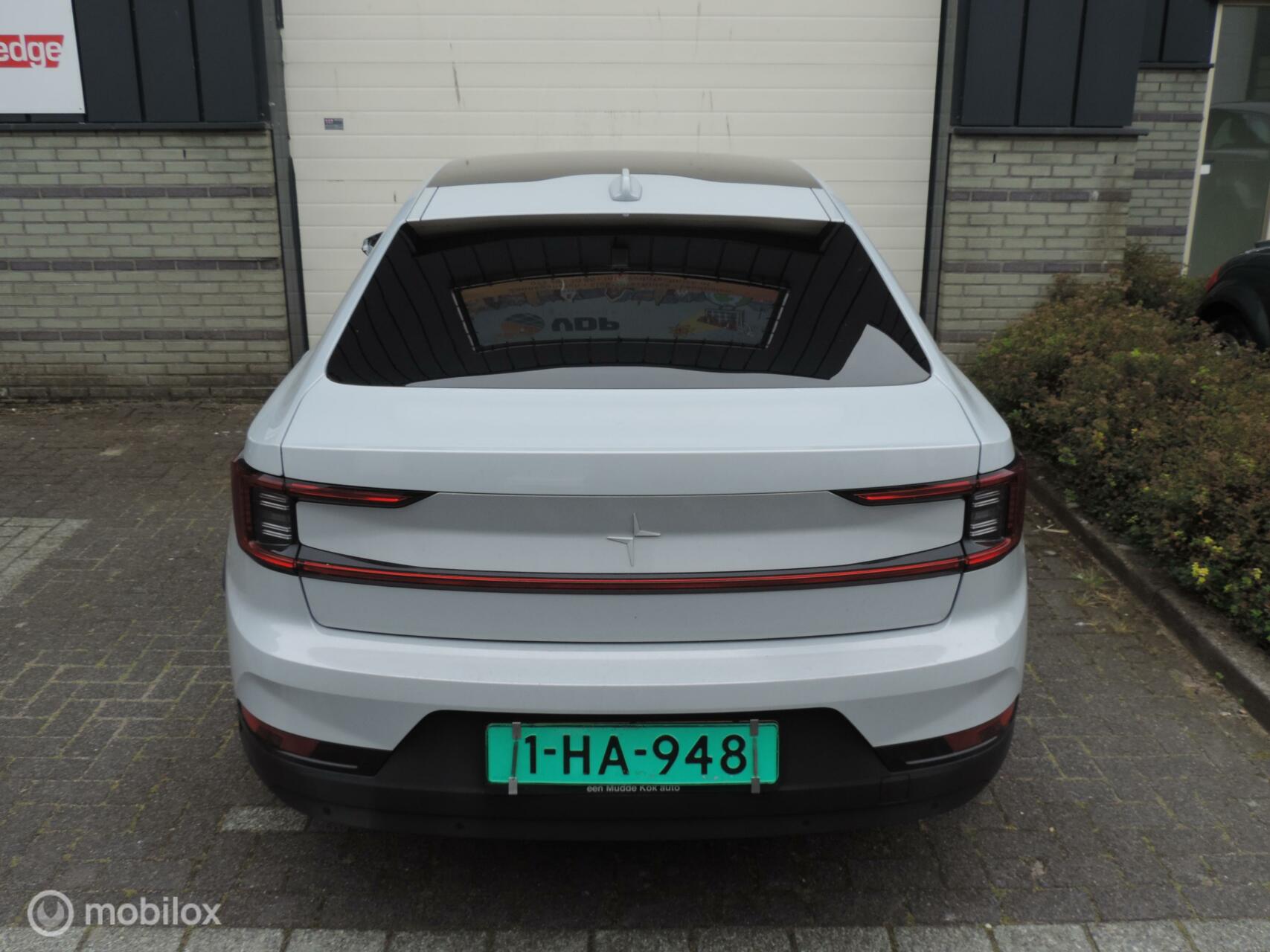 Foto van Polestar 2
