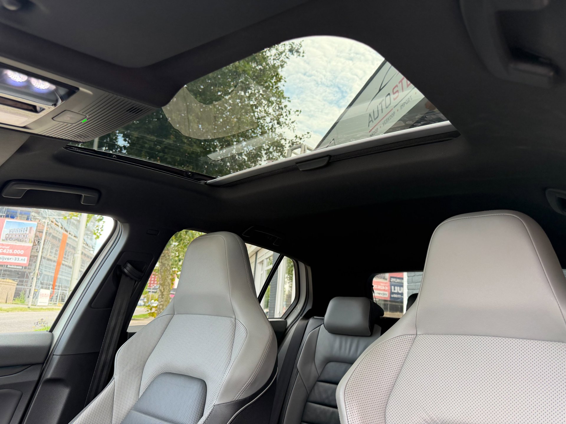 Foto van Volkswagen Golf GTE