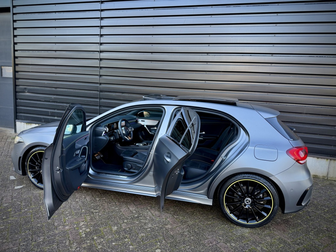 Foto van Mercedes-Benz A 200