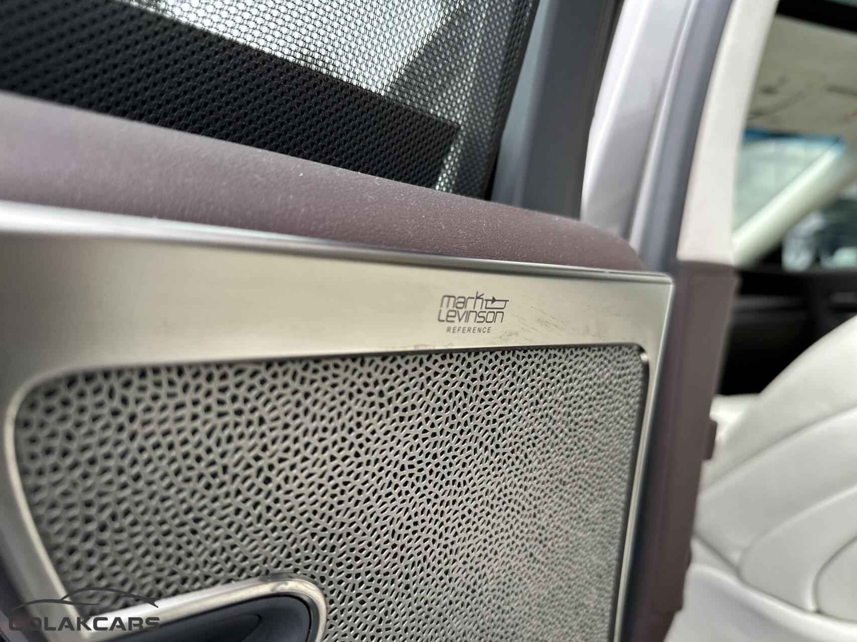 Foto van Lexus LS