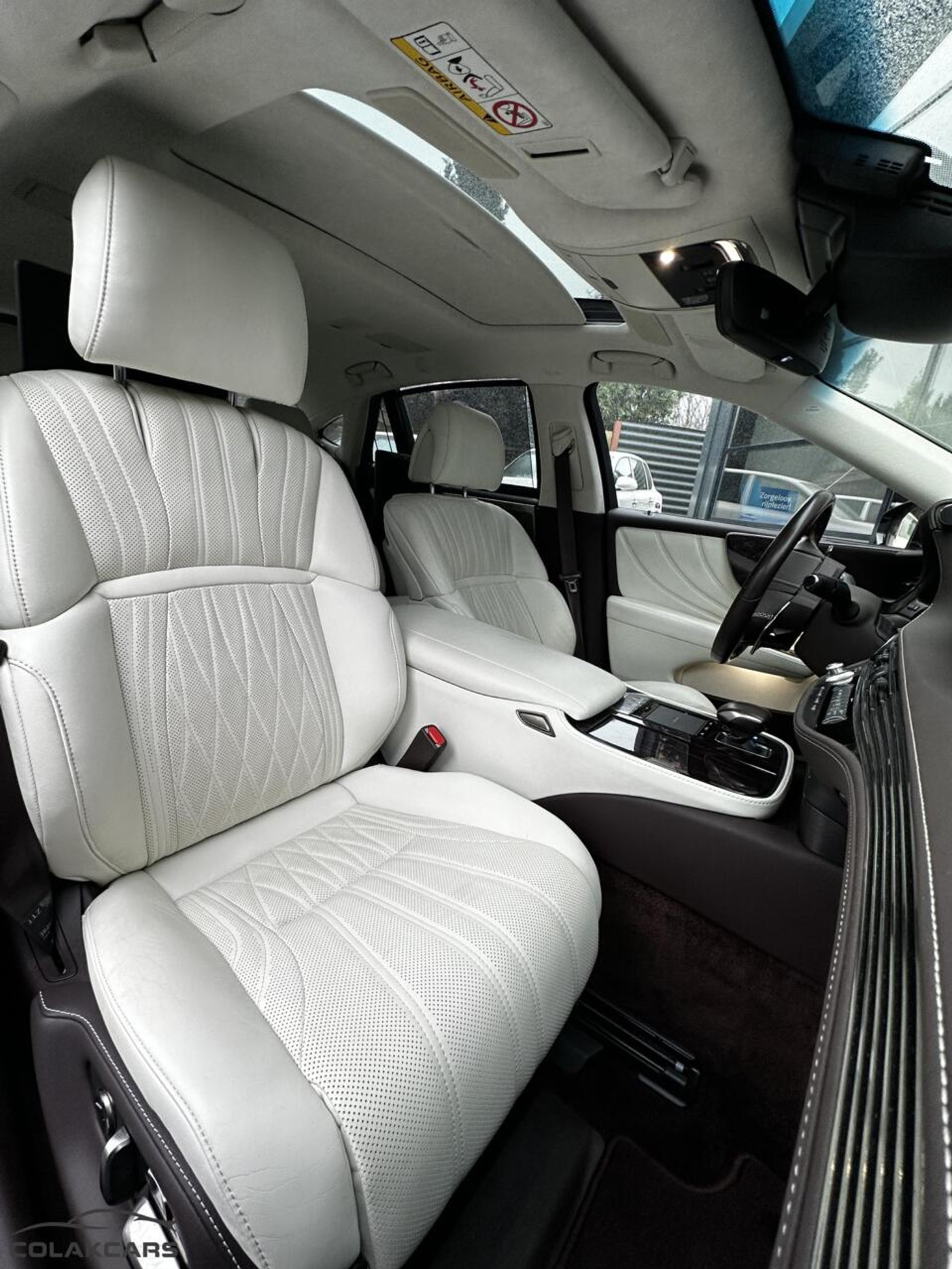 Foto van Lexus LS