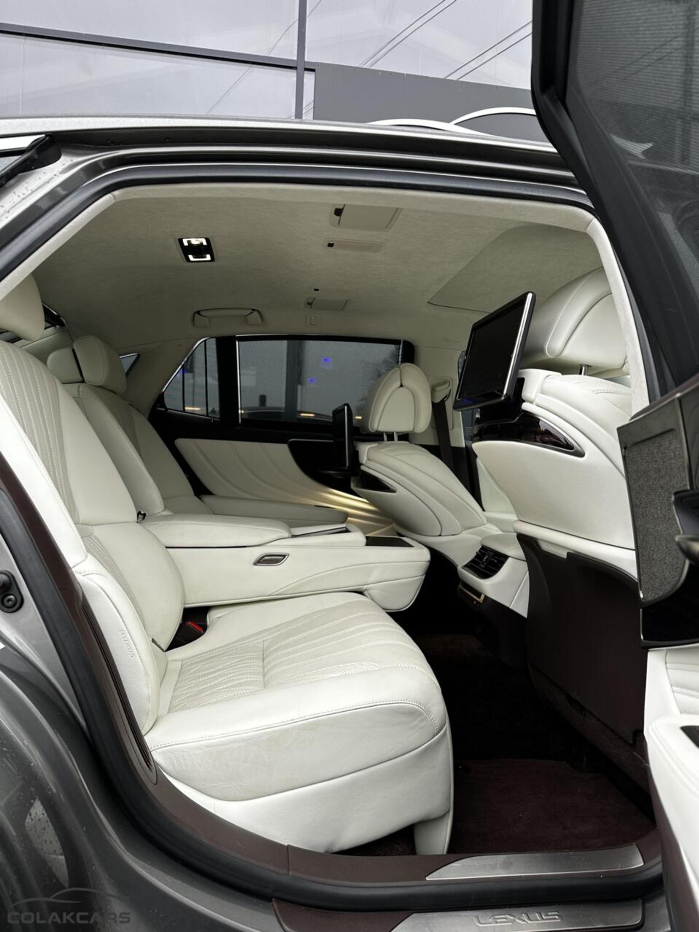 Foto van Lexus LS