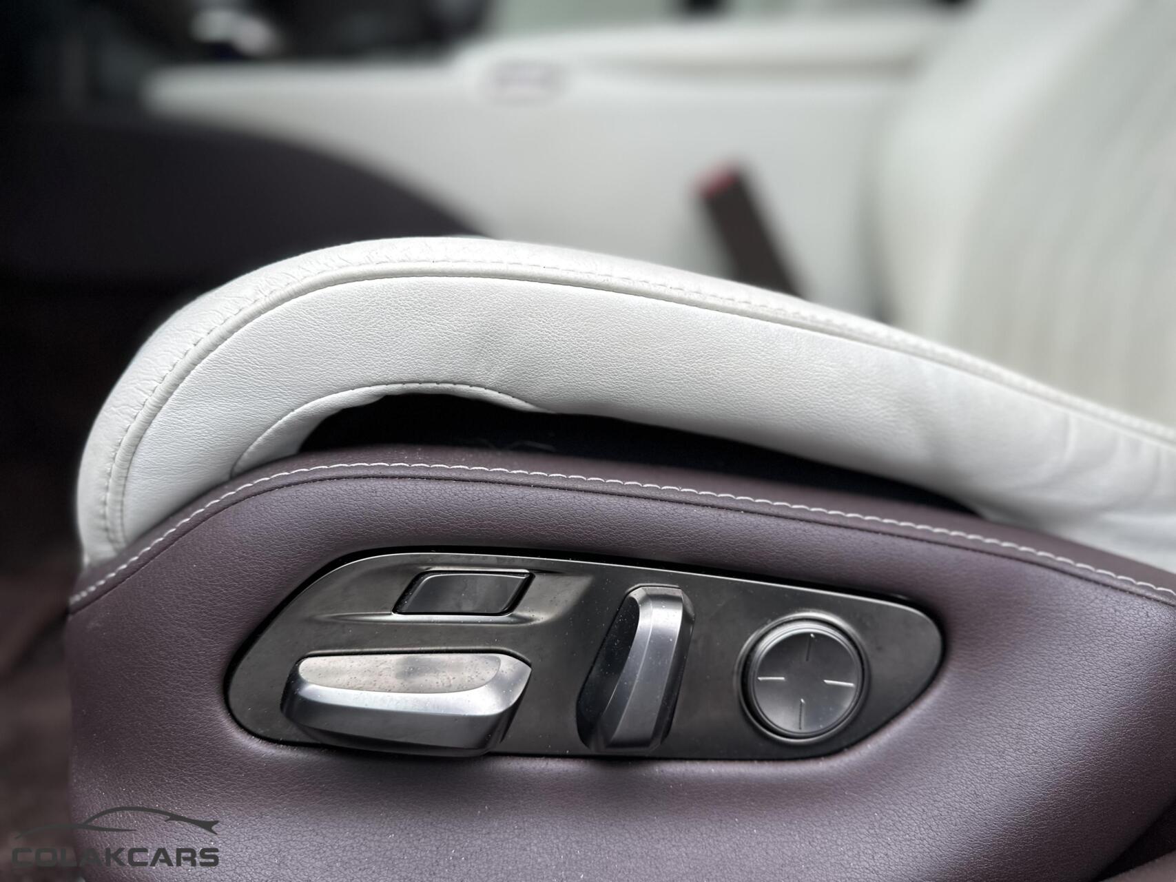 Foto van Lexus LS