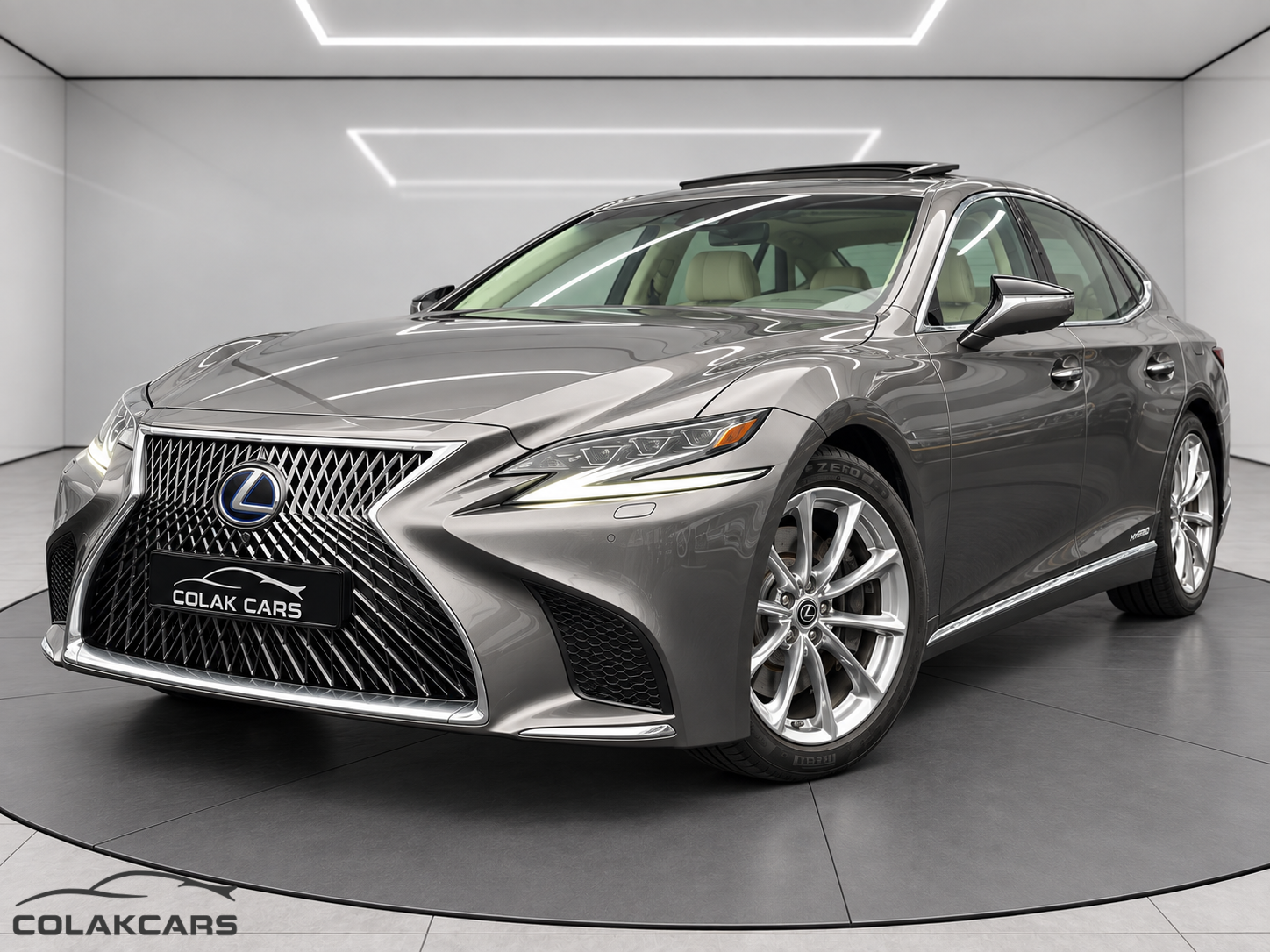 Foto van Lexus LS