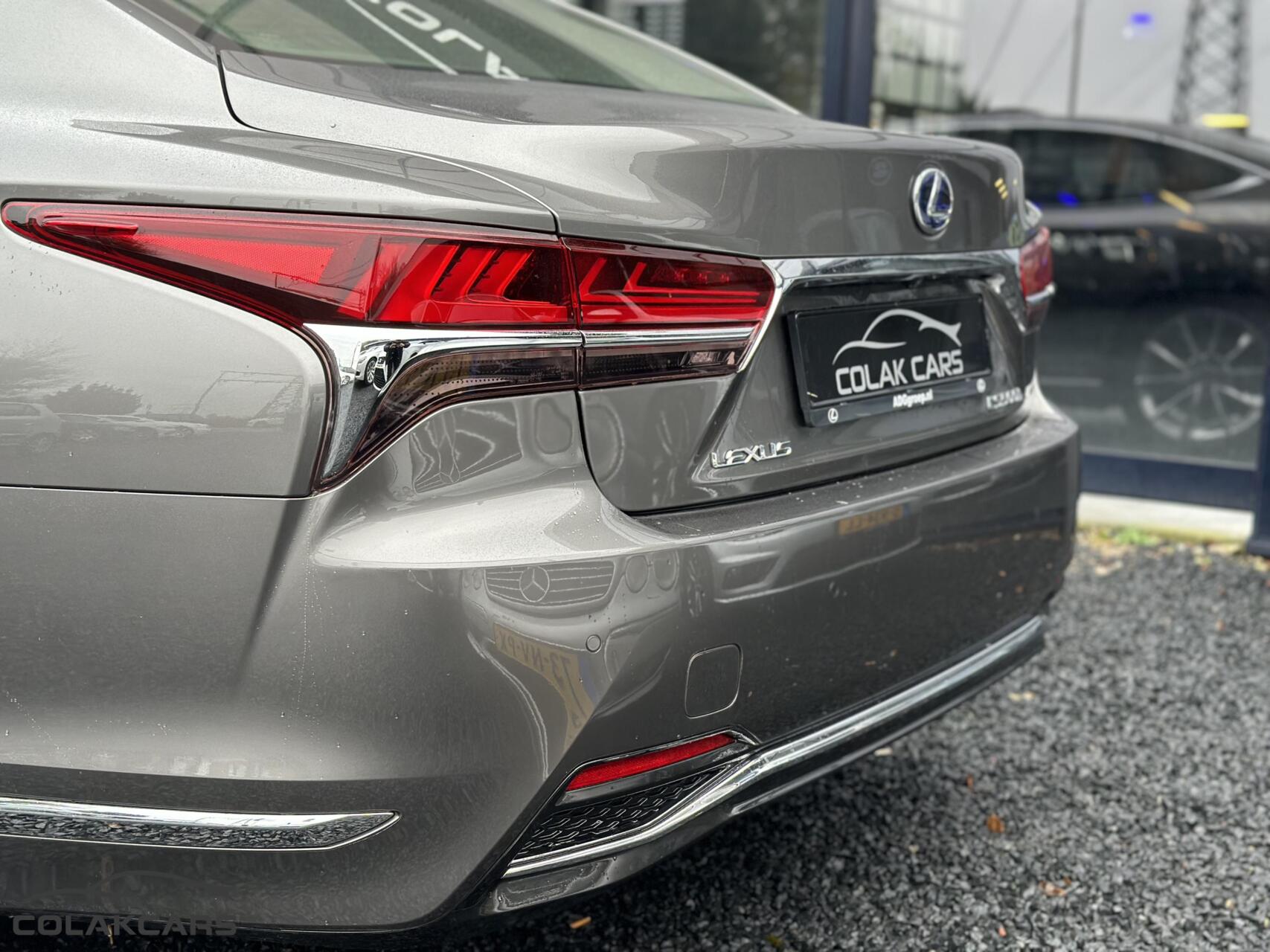 Foto van Lexus LS