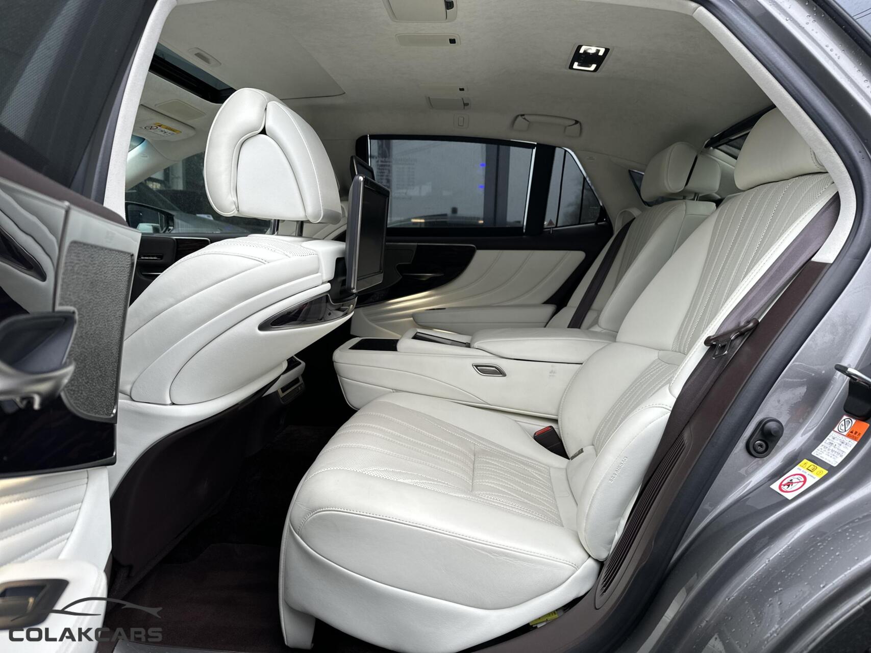 Foto van Lexus LS