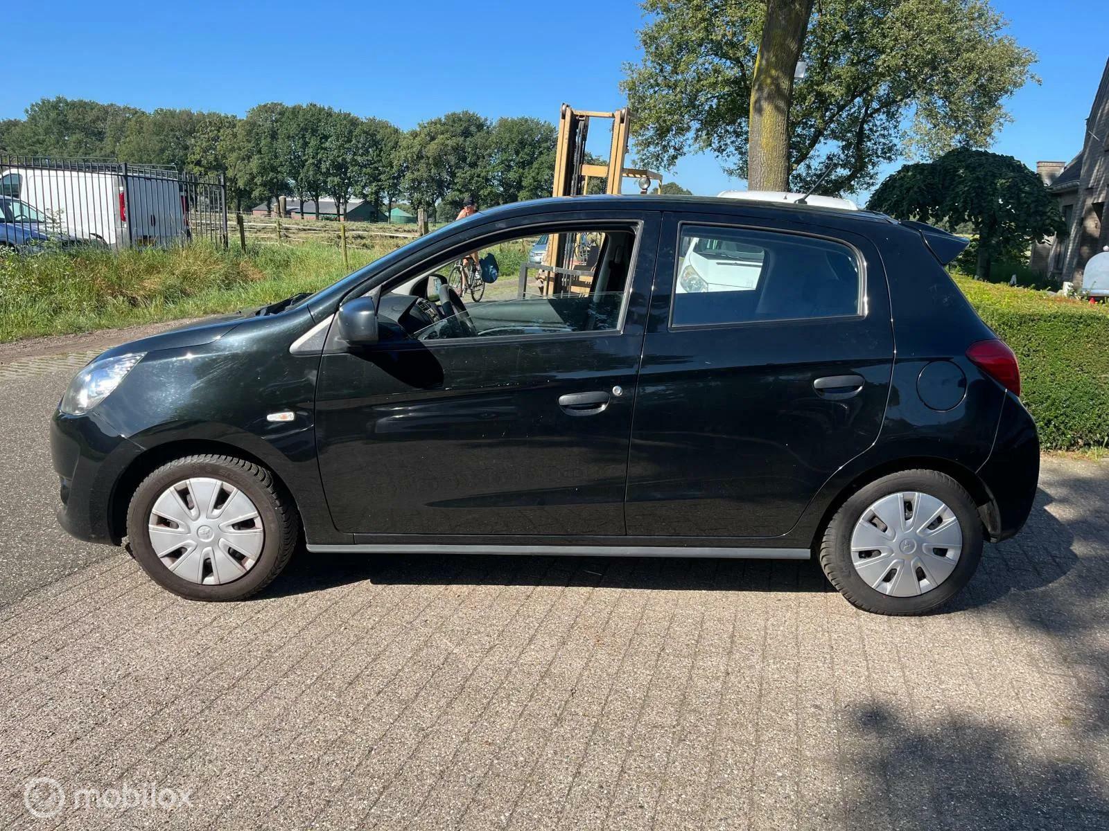 Foto van Mitsubishi Space Star