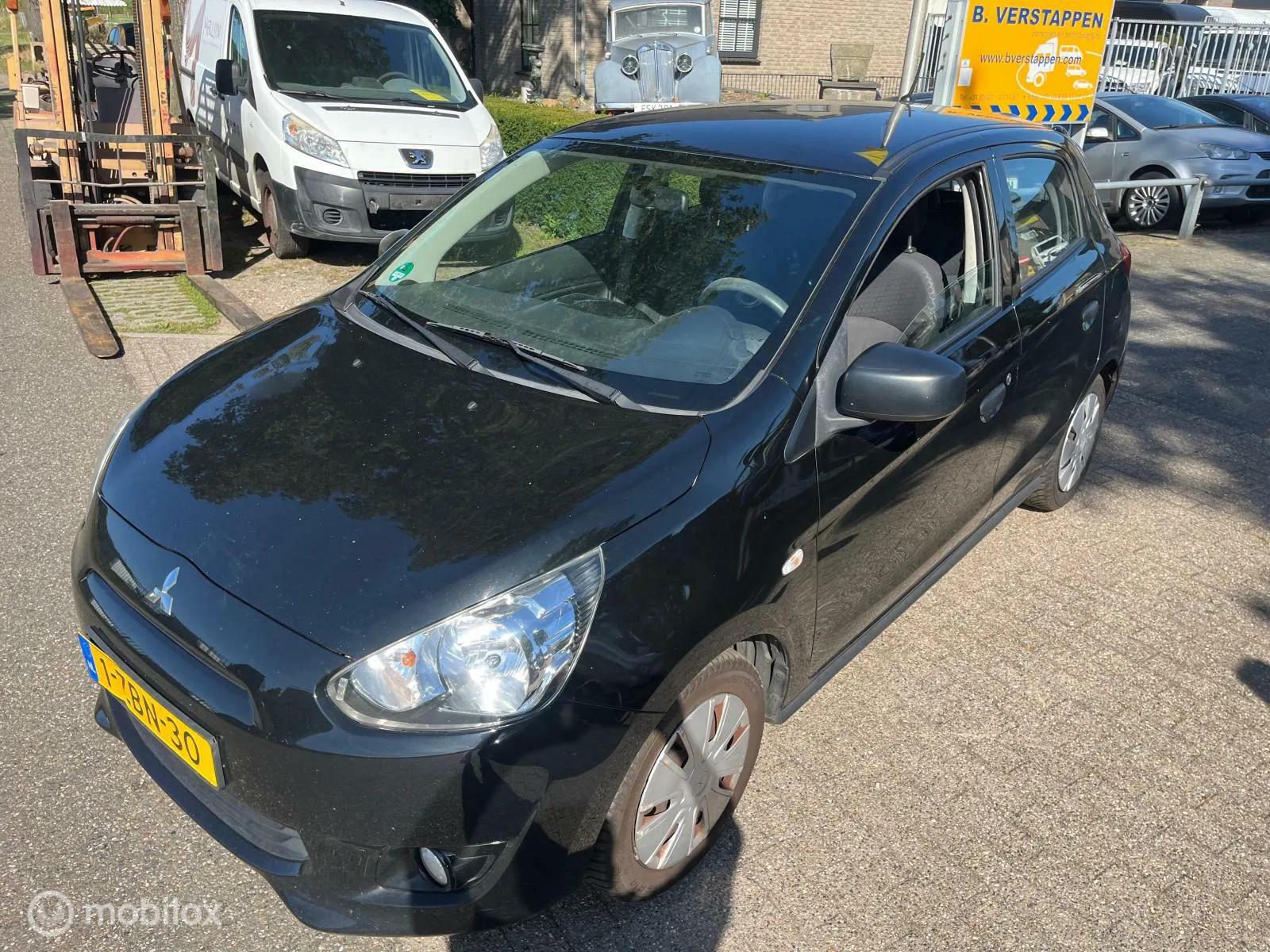 Foto van Mitsubishi Space Star