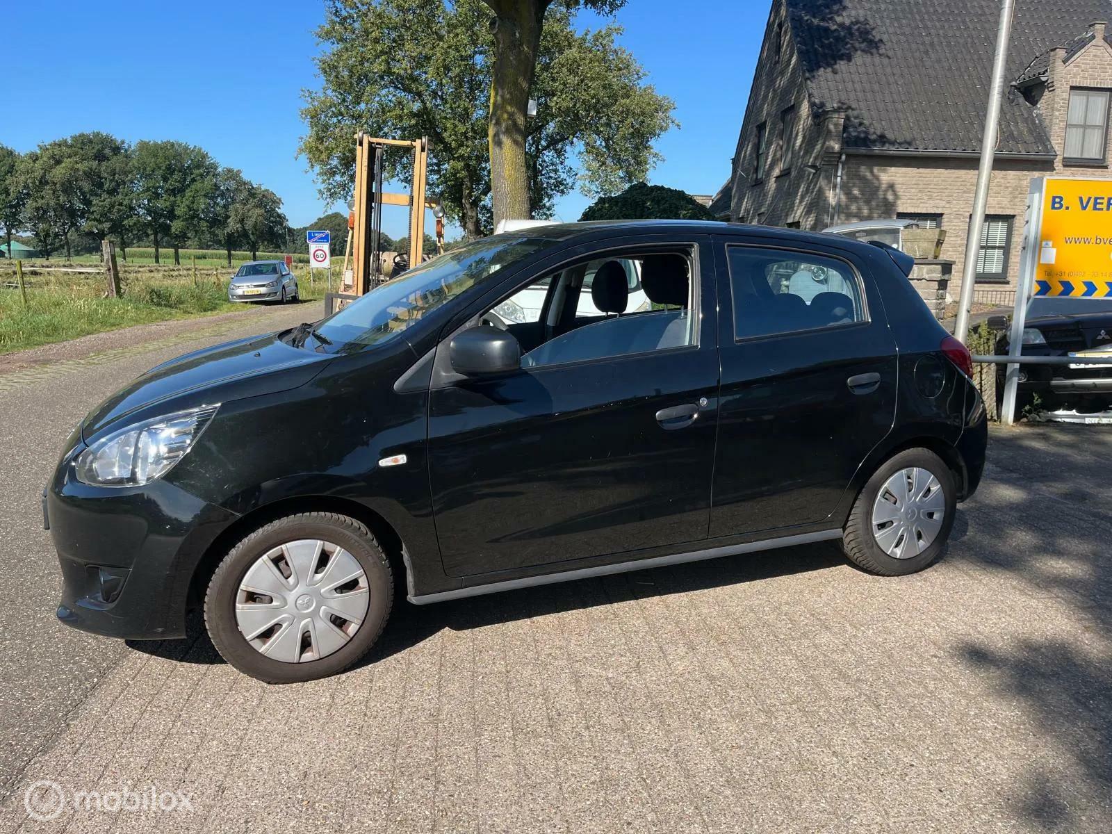 Foto van Mitsubishi Space Star