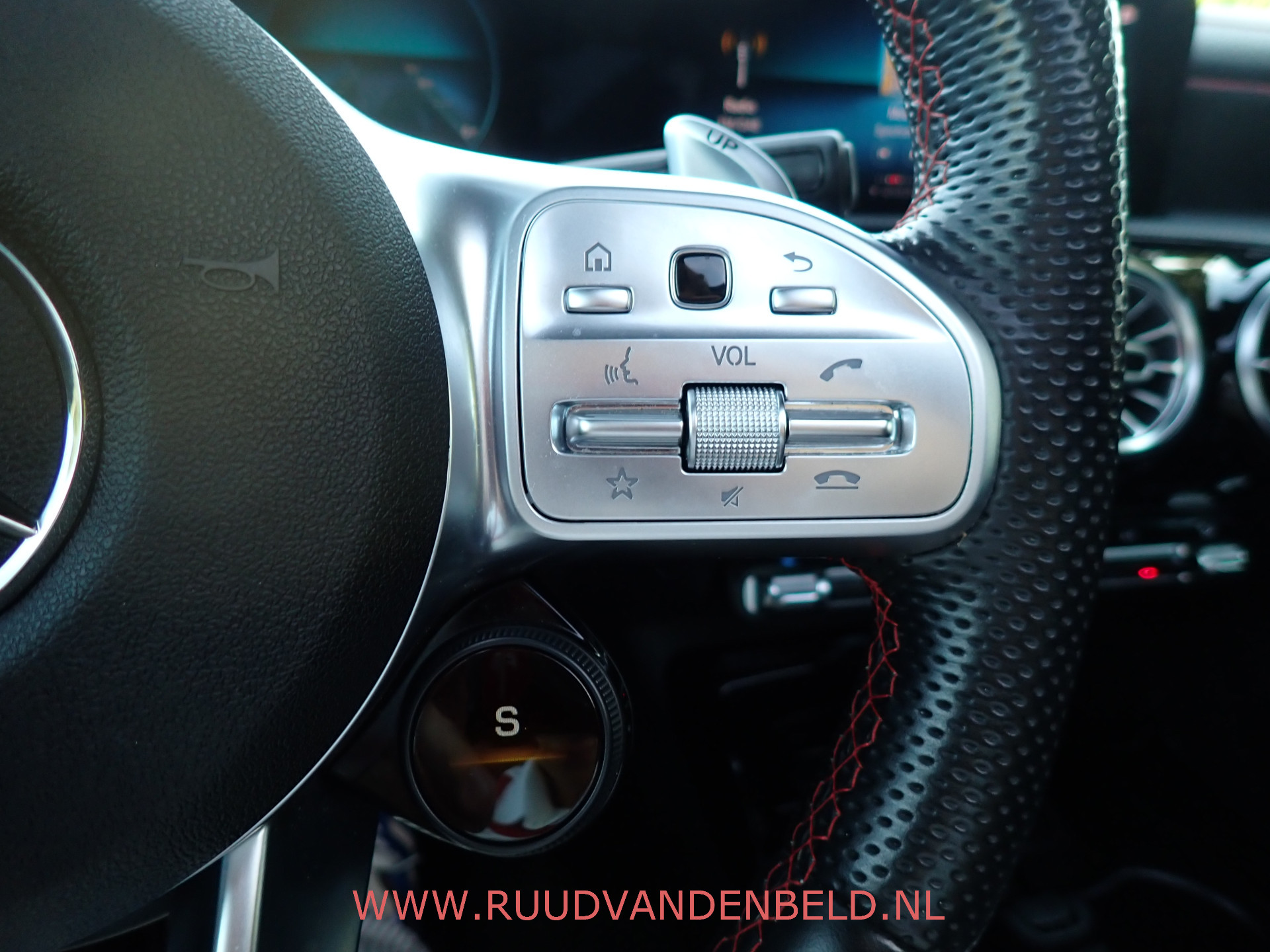 Foto van Mercedes-Benz AMG Cla 35