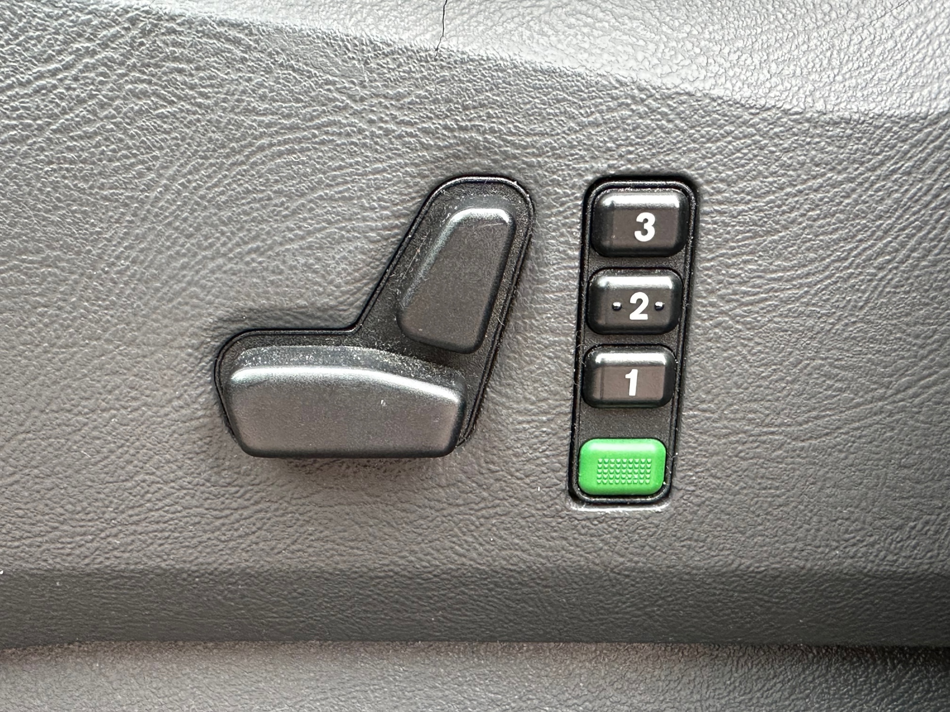 Foto van Mercedes-Benz ML 320