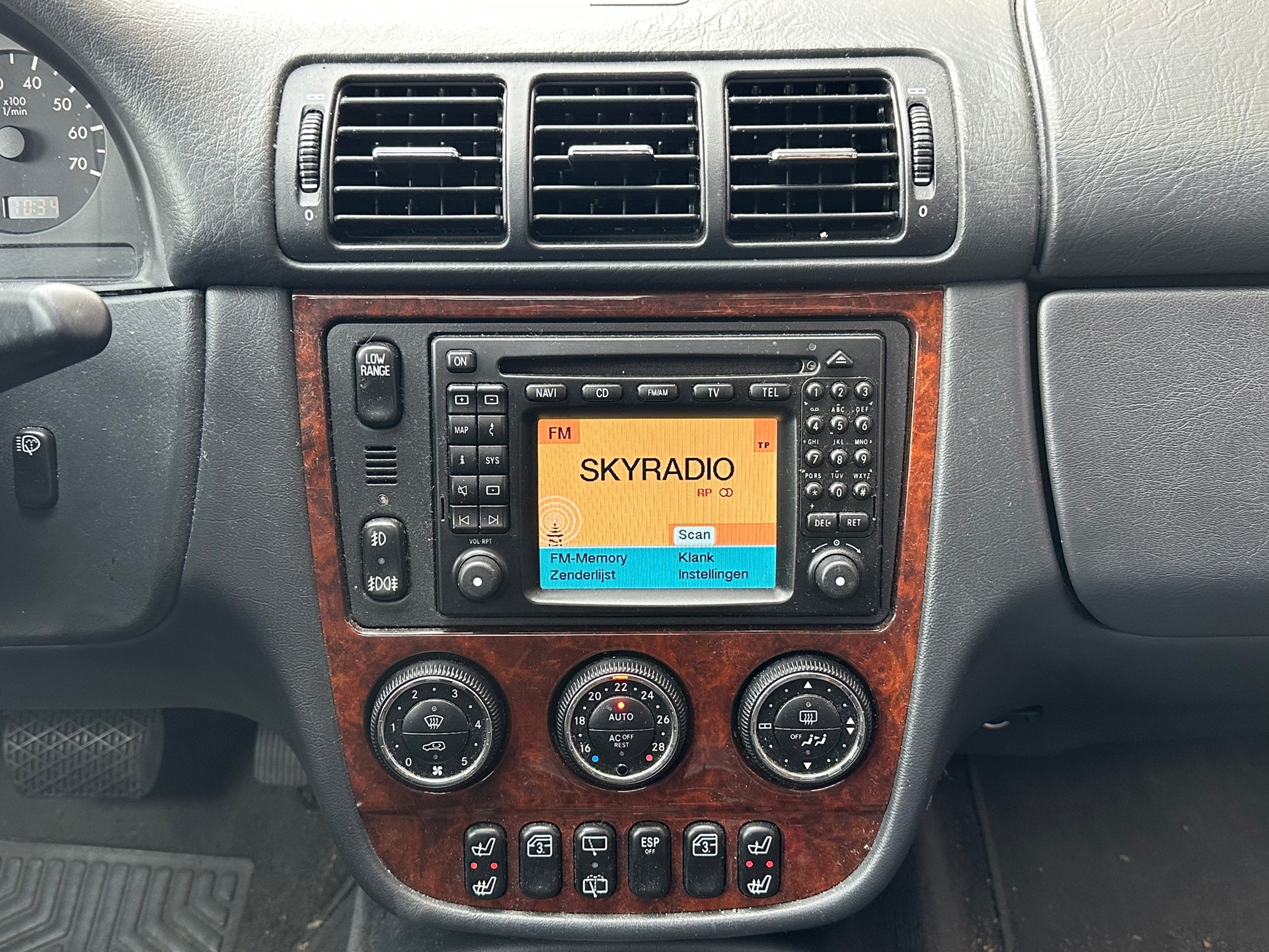 Foto van Mercedes-Benz ML 320