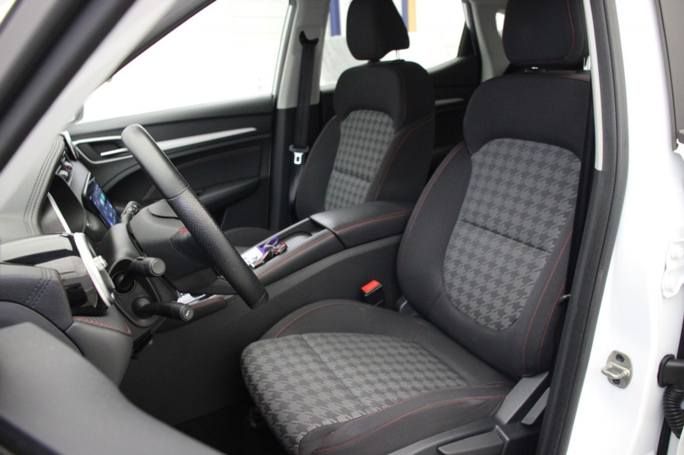 Foto van MG MG ZS Ev