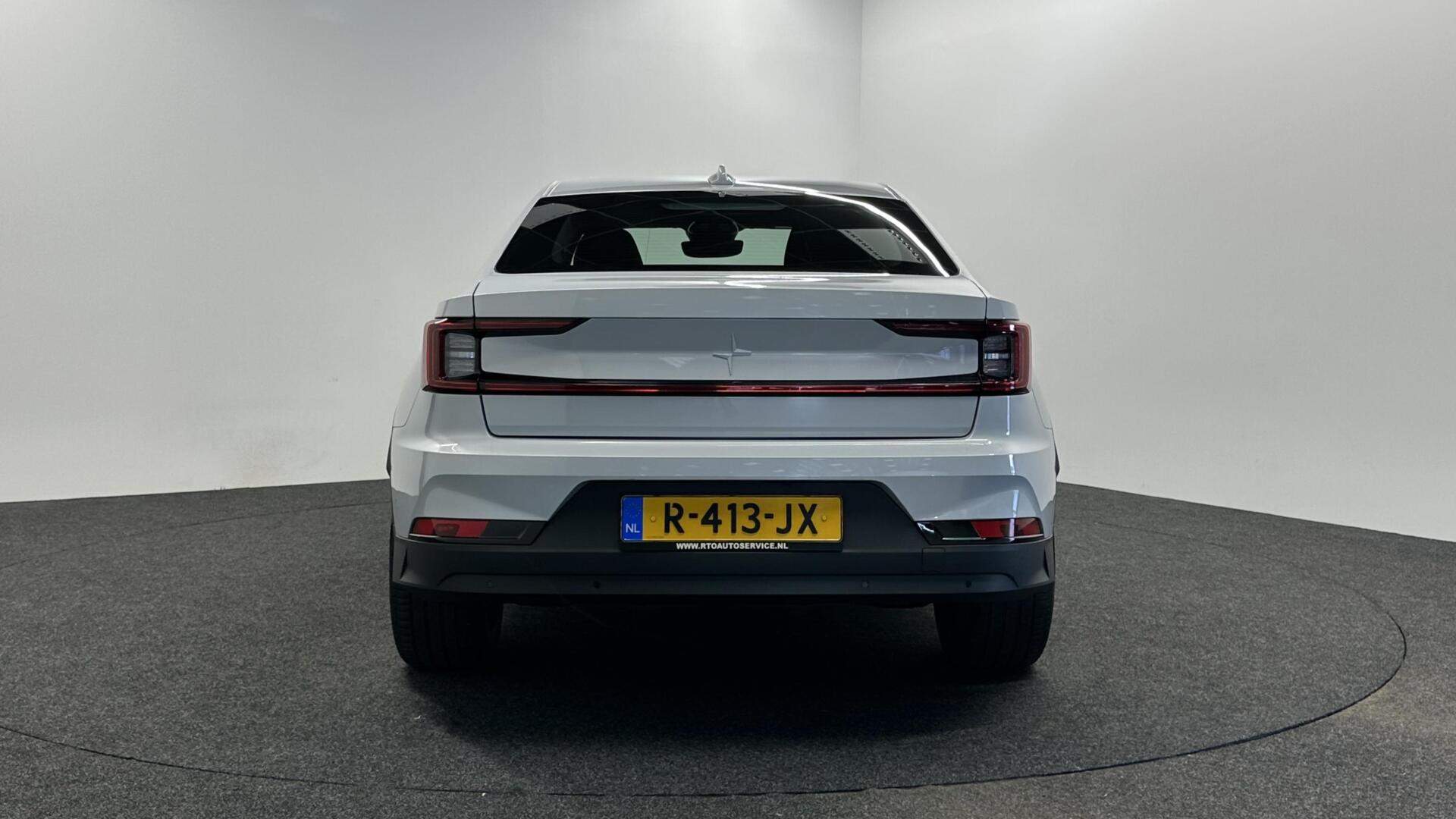 Foto van Polestar 2