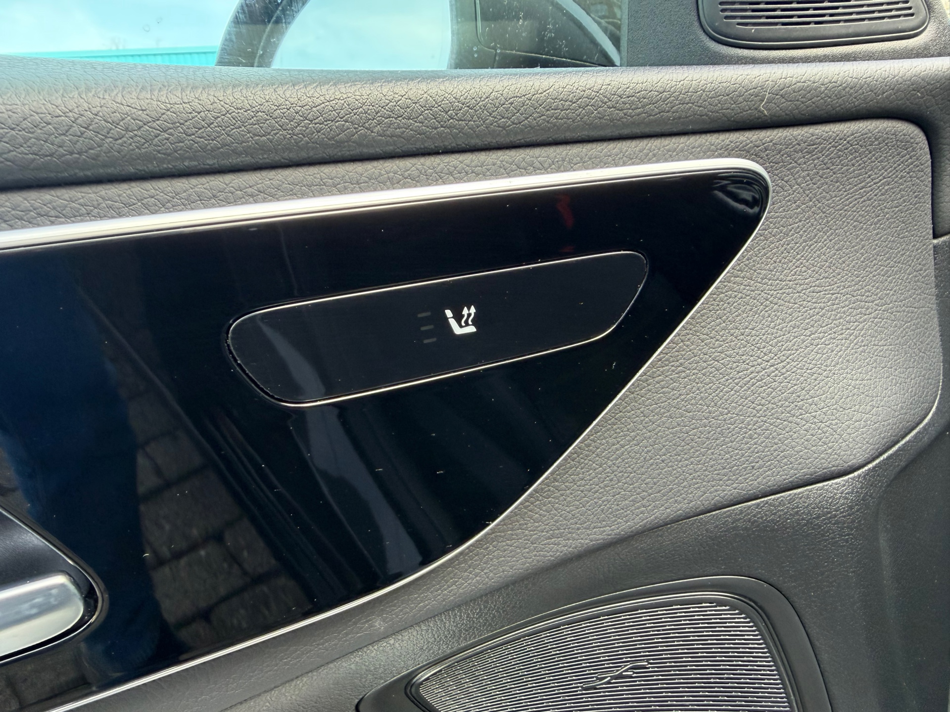 Foto van Mercedes-Benz C 200