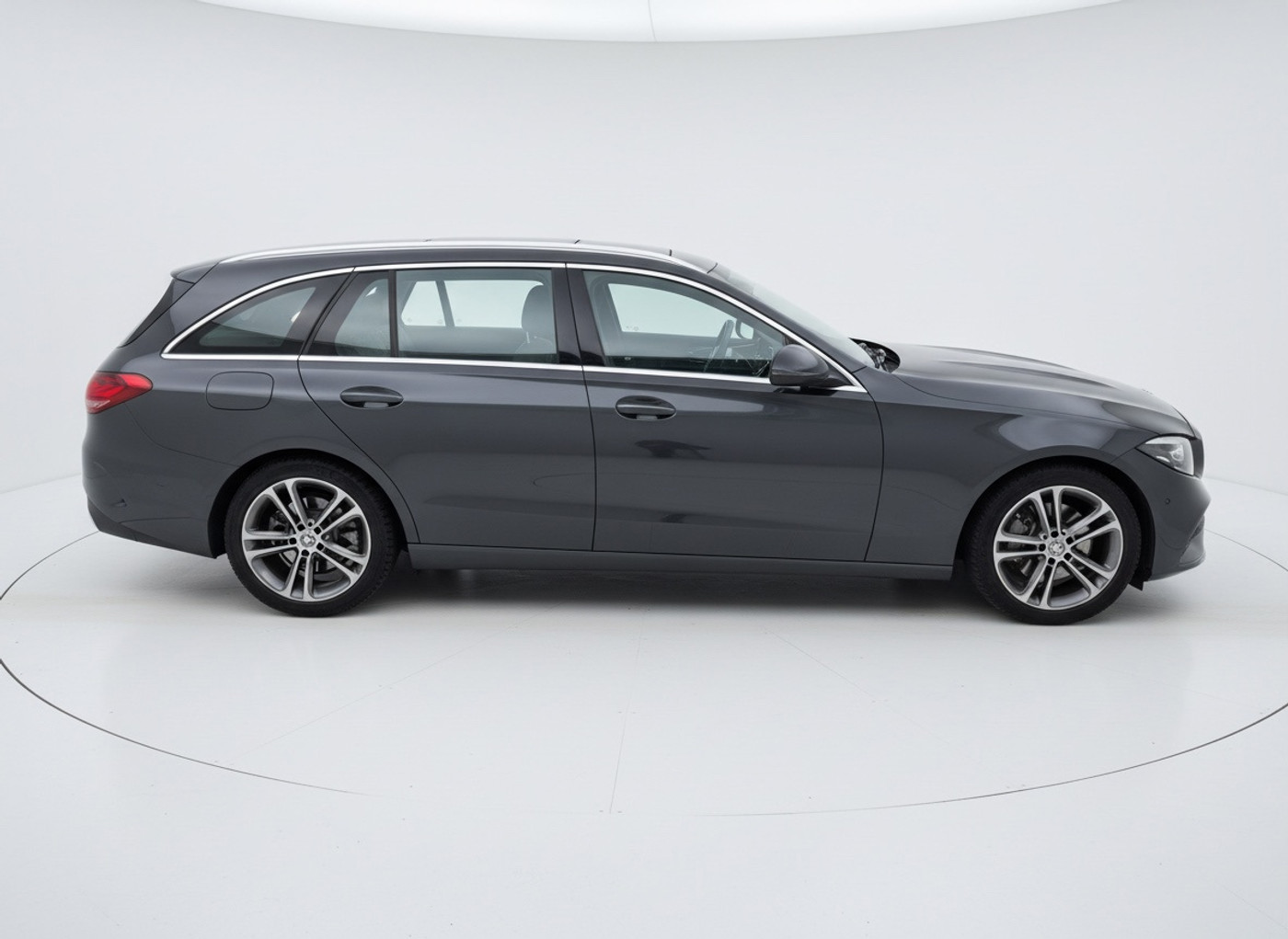 Foto van Mercedes-Benz C 200
