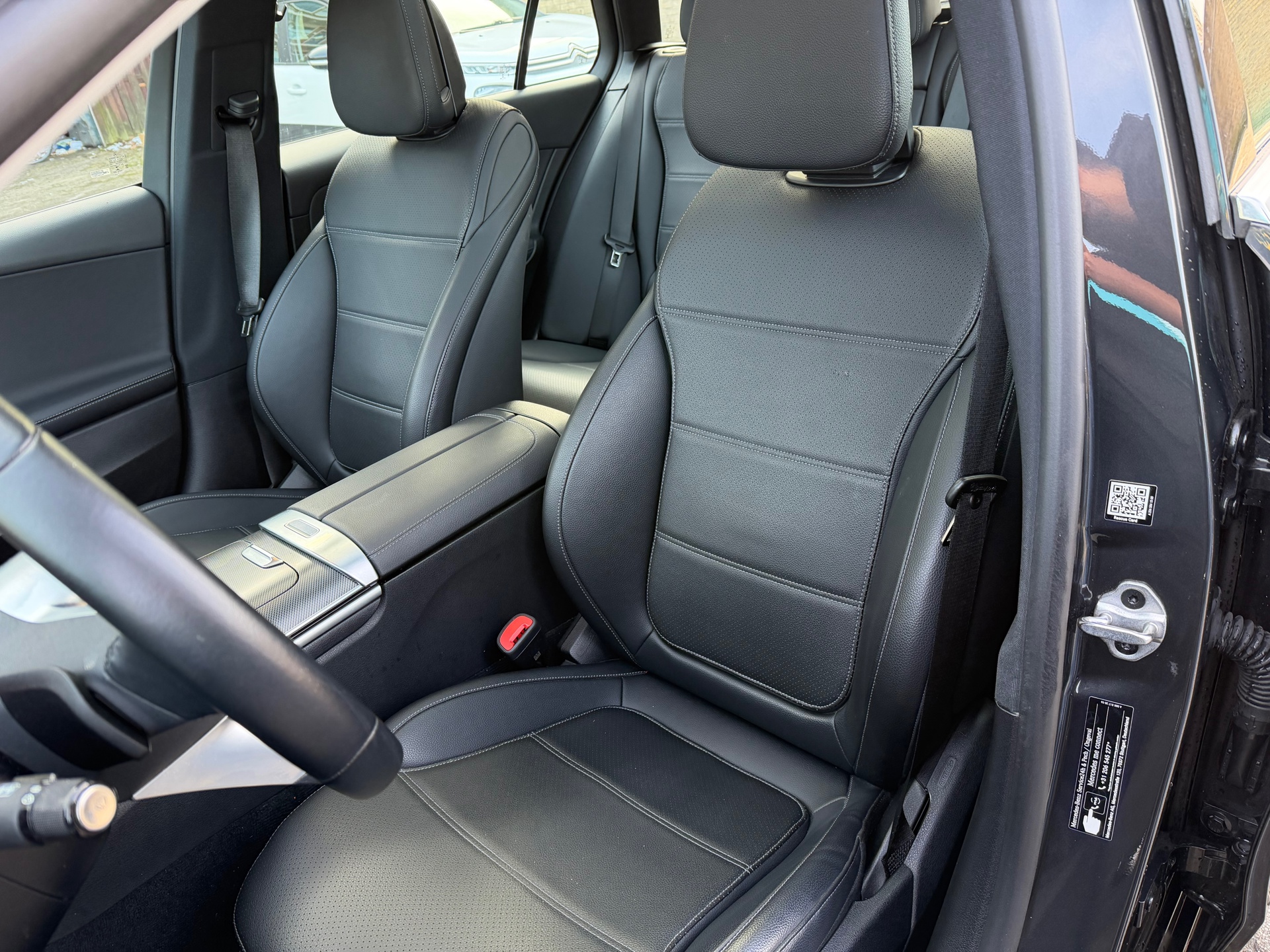 Foto van Mercedes-Benz C 200