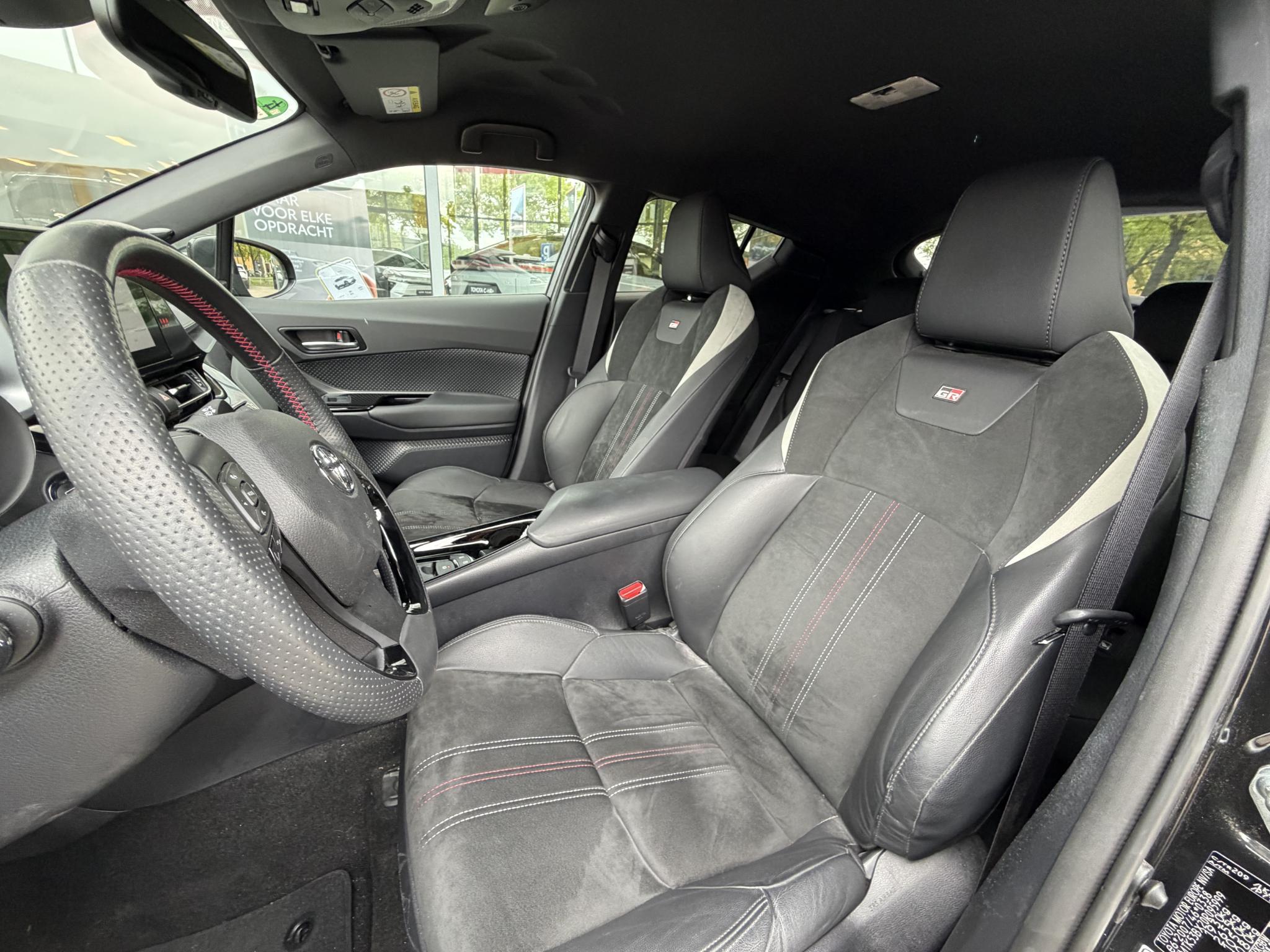 Foto van Toyota Toyota C-hr