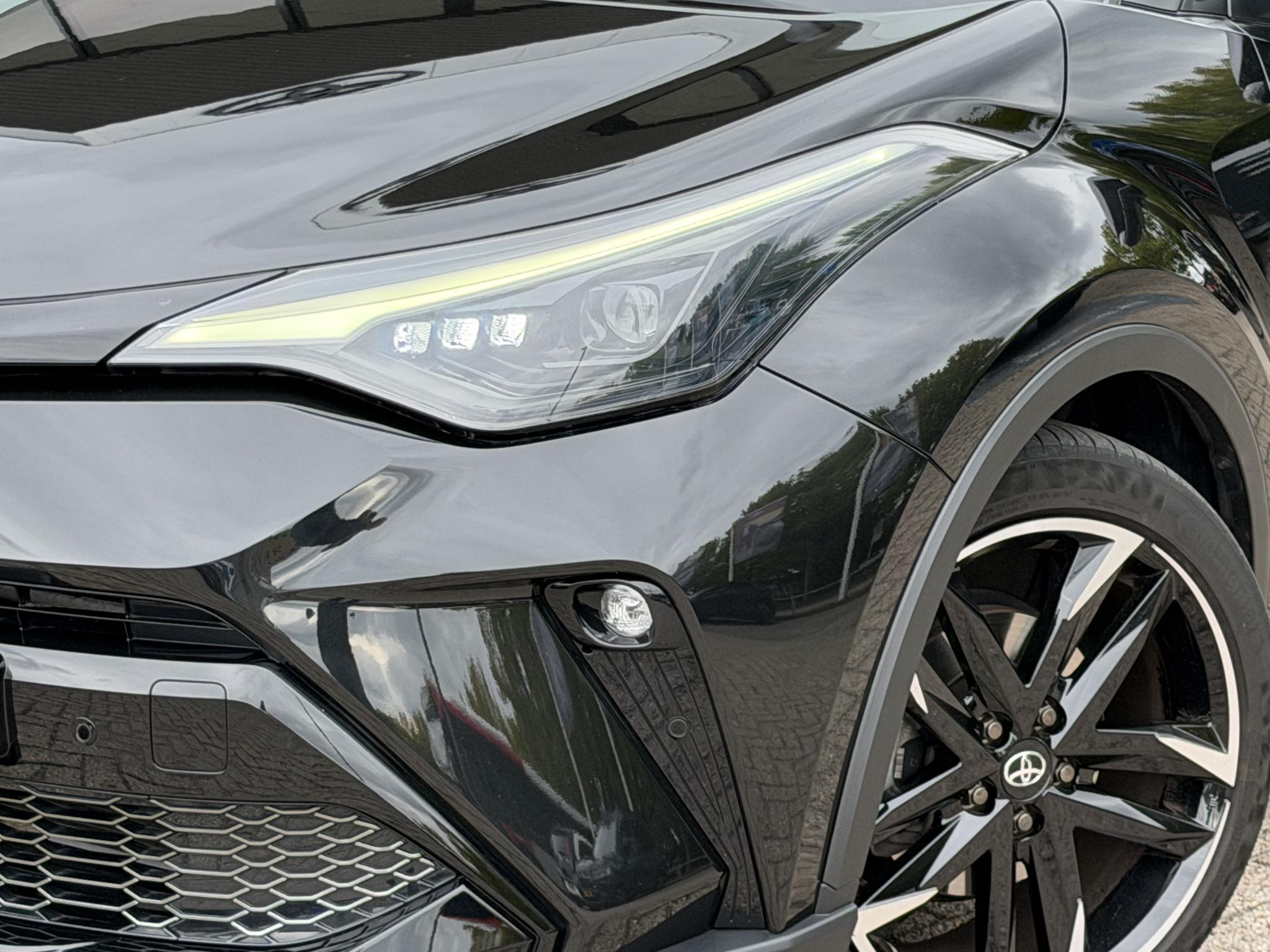 Foto van Toyota Toyota C-hr