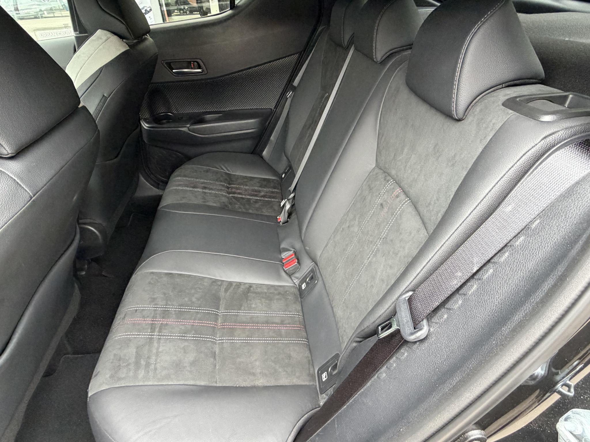 Foto van Toyota Toyota C-hr