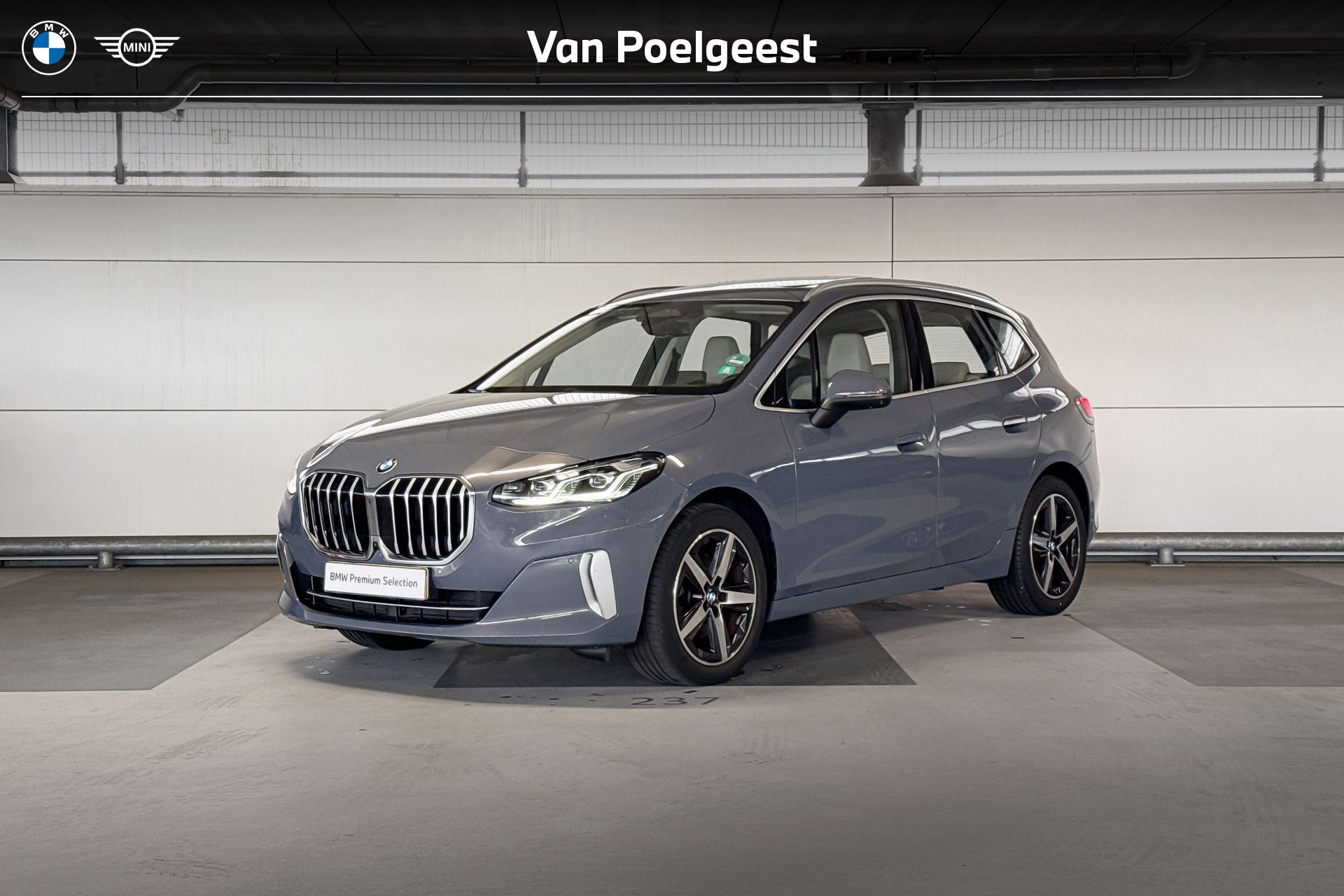 BMW 223i Active Tourer 223i 2022 - voorkant