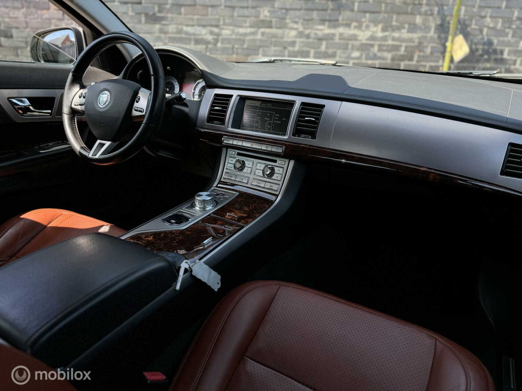 Foto van Jaguar XF