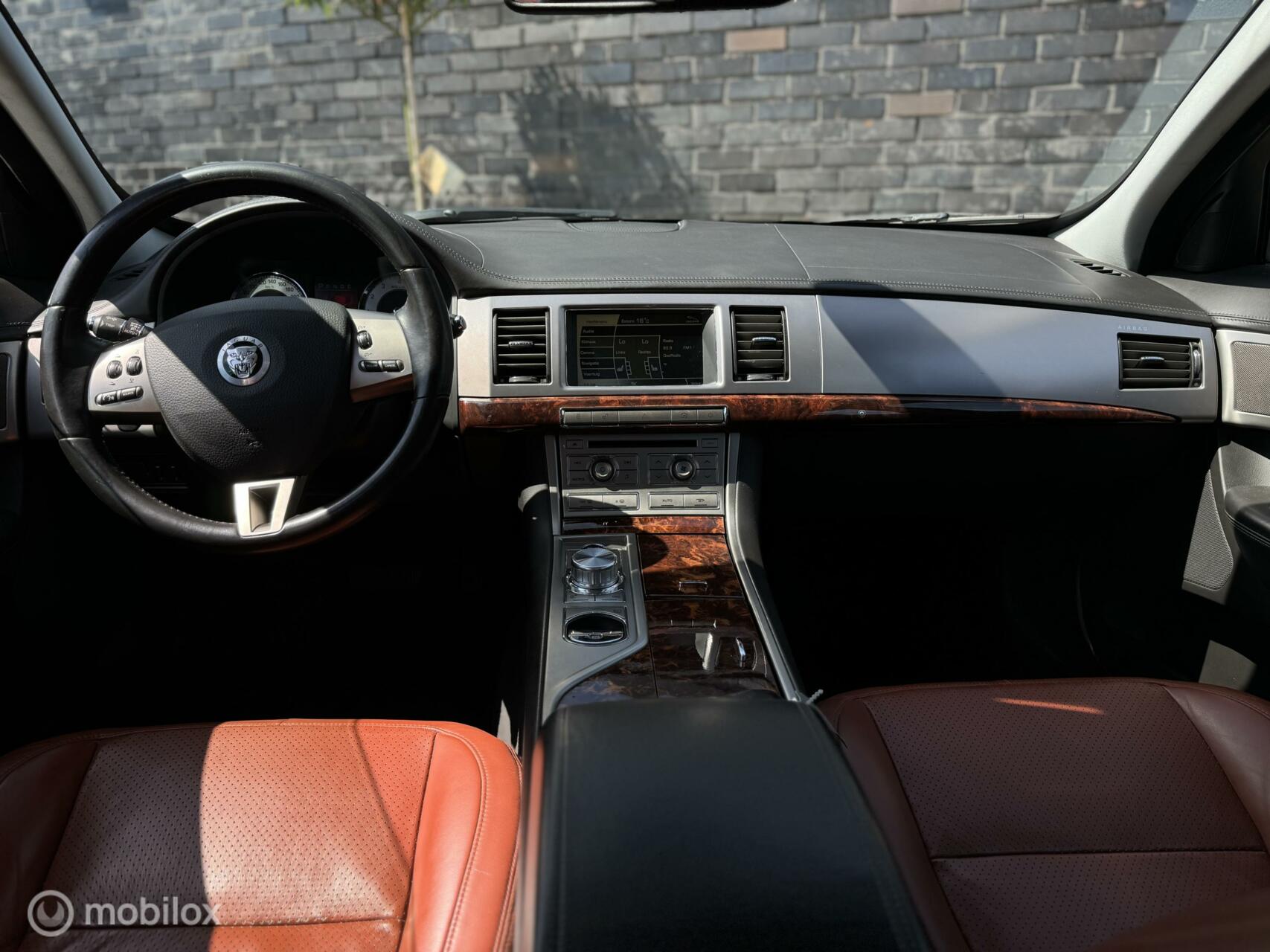 Foto van Jaguar XF