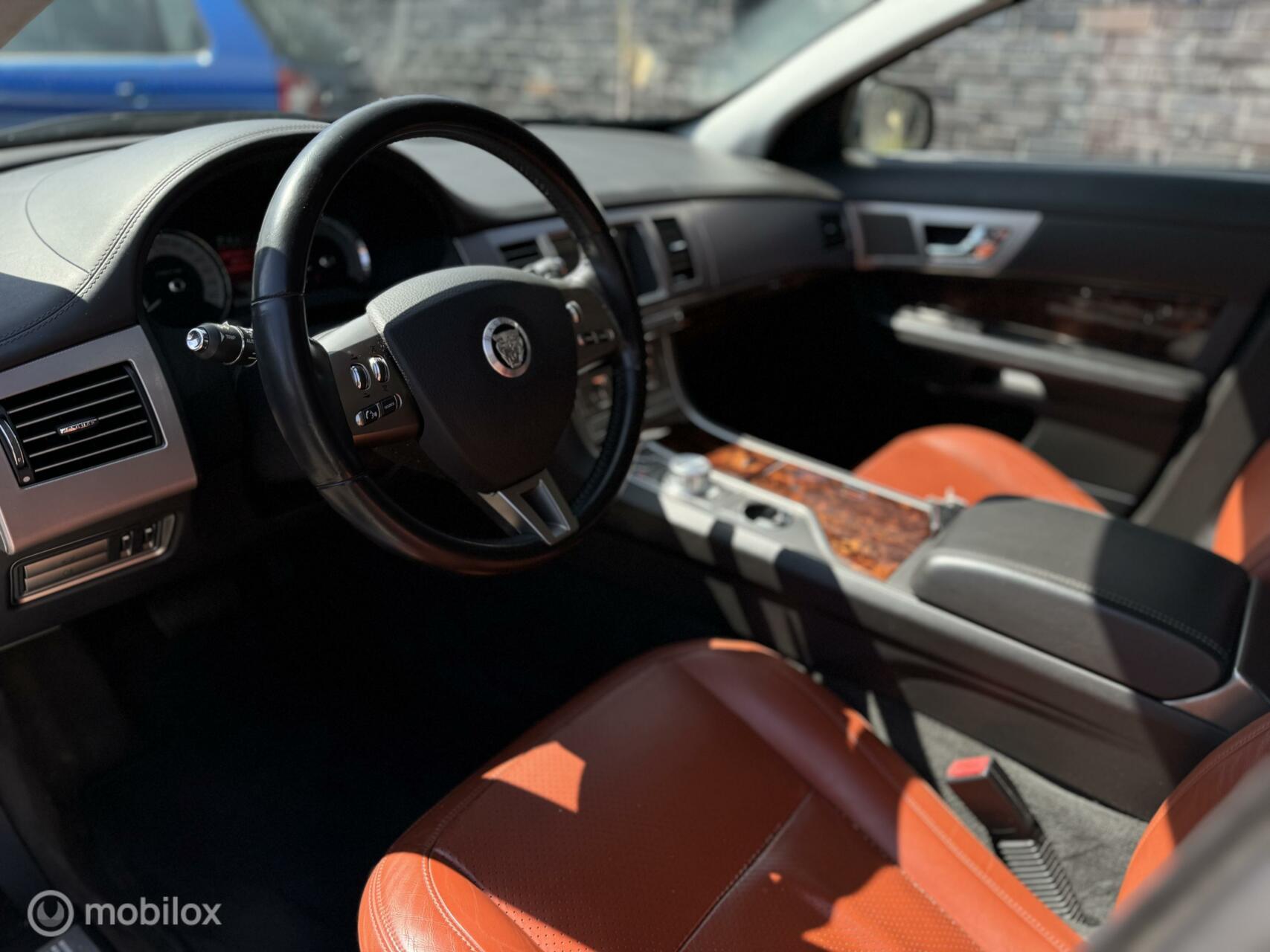 Foto van Jaguar XF