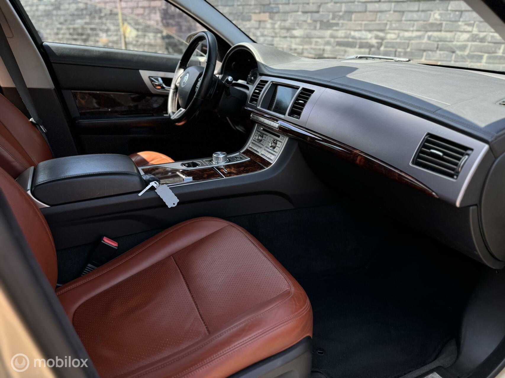 Foto van Jaguar XF