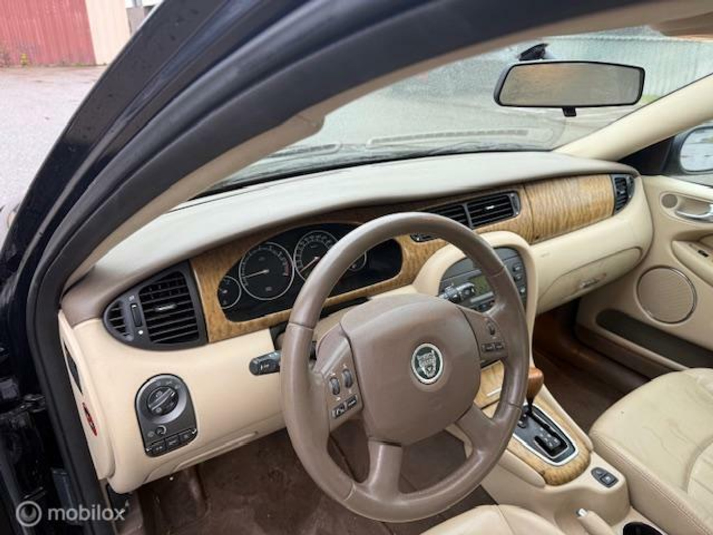 Foto van Jaguar X-type