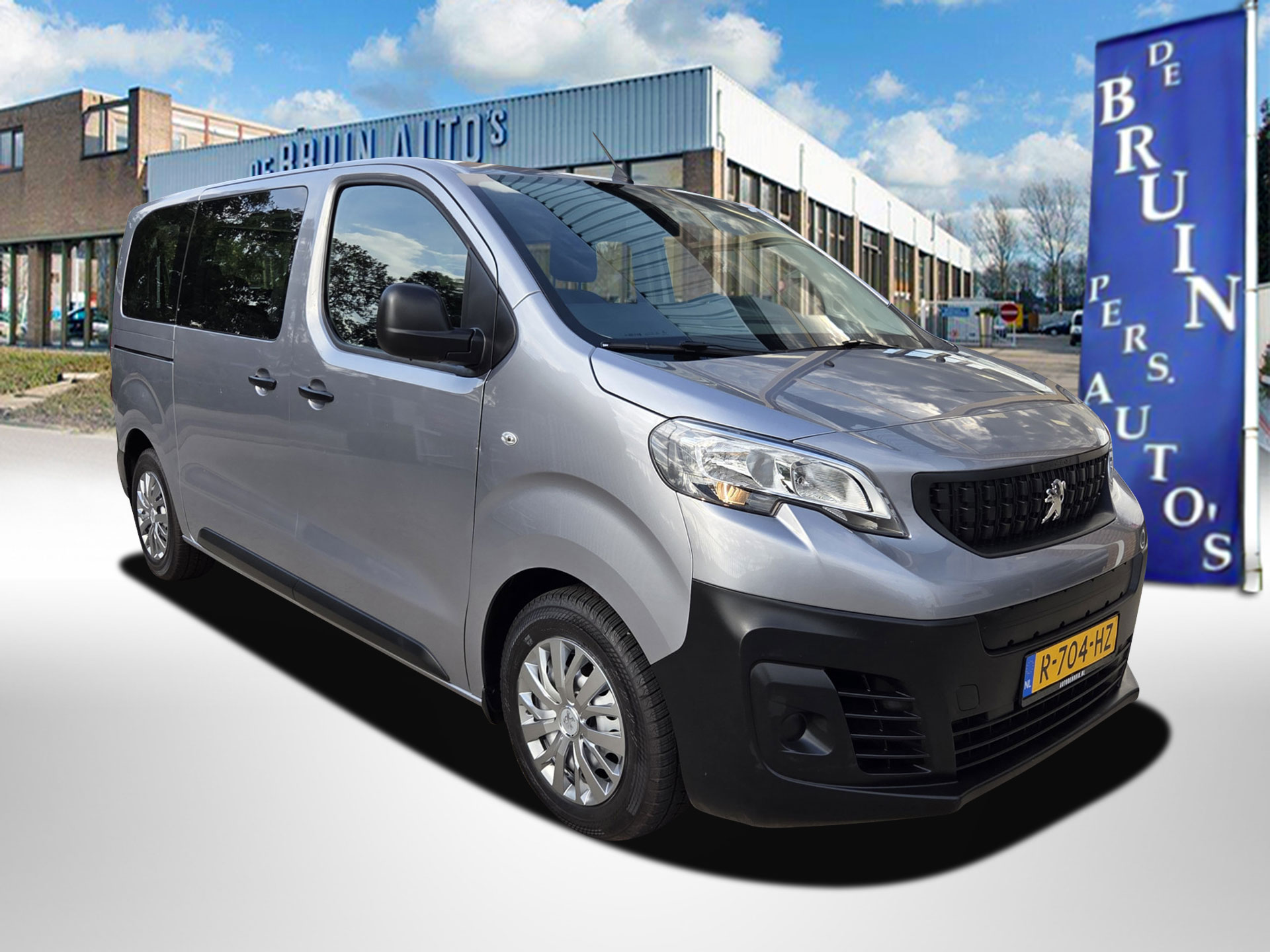 Peugeot Expert 50 kWh L2 9-Persoons Airco Panoramadak 2022 - voorkant
