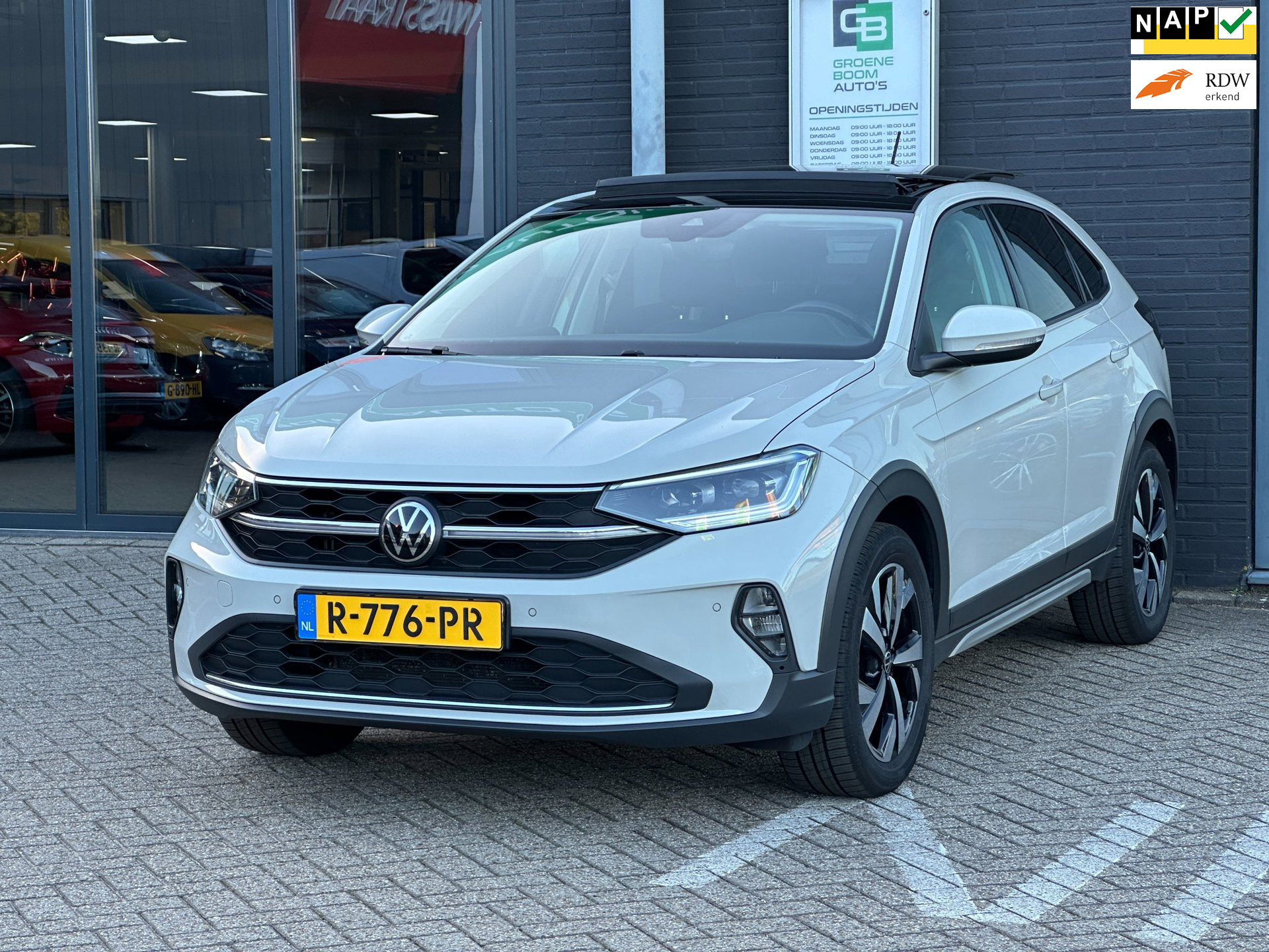 Volkswagen Taigo 1.0 TSI Style/1STE EIG/PANO-DAK/CAMERA/APP-CONNECT/NL-AUTO NAP!! 2022 - voorkant