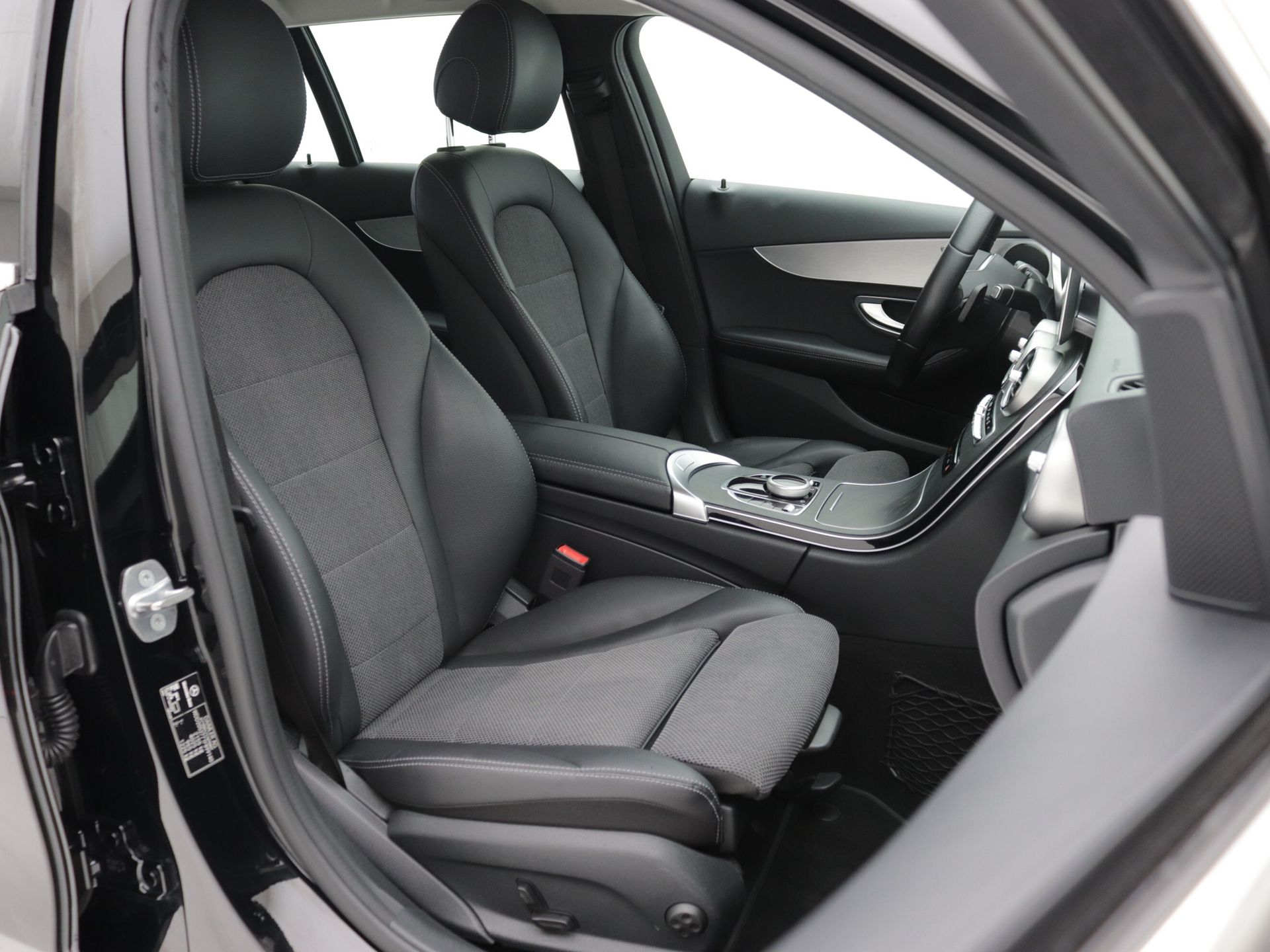 Foto van Mercedes-Benz C 200