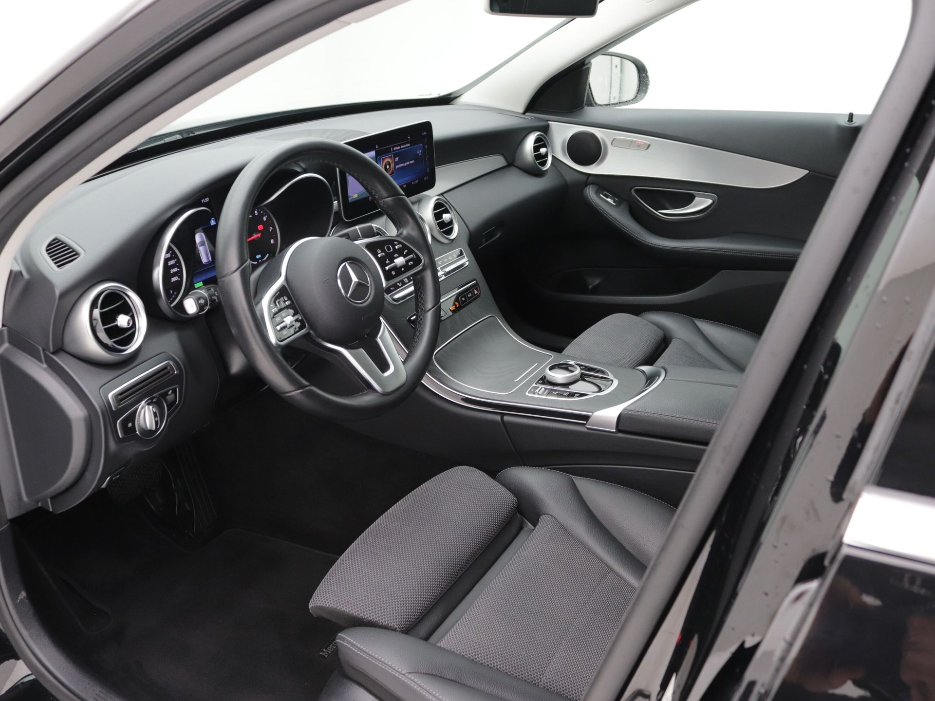 Foto van Mercedes-Benz C 200
